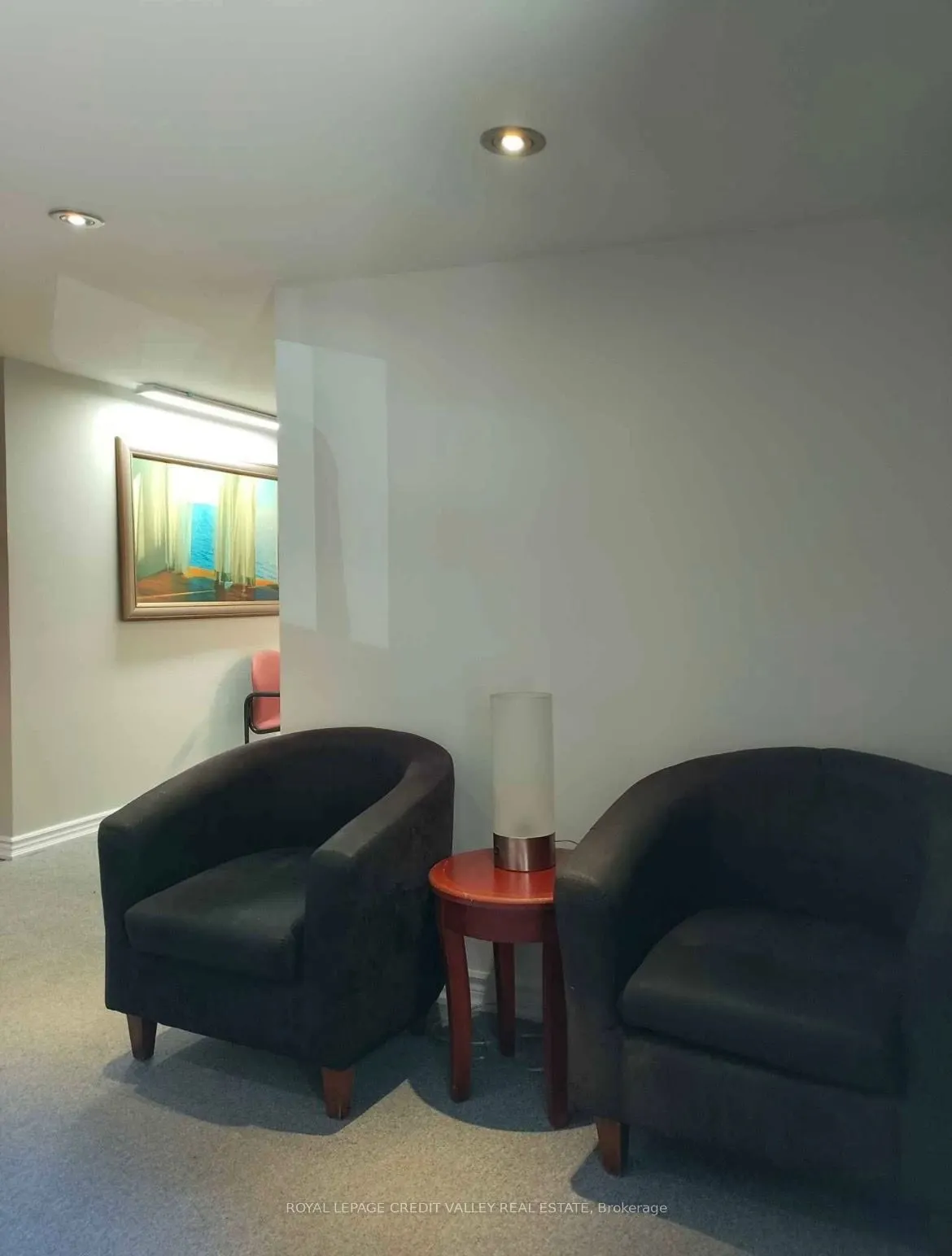 41 Queen Street E #202A