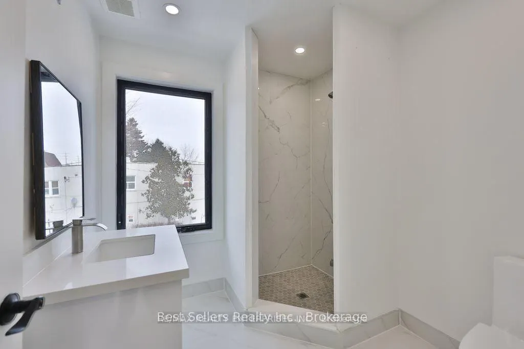 172 Royal York Road #2A
