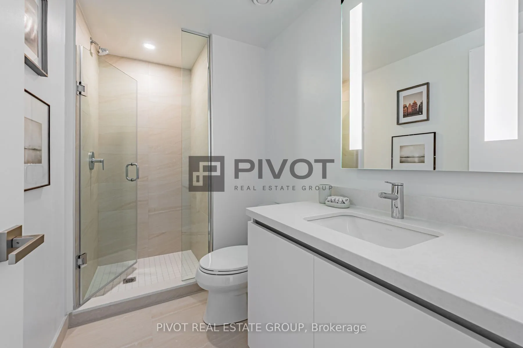 4015 The Exchange #1307