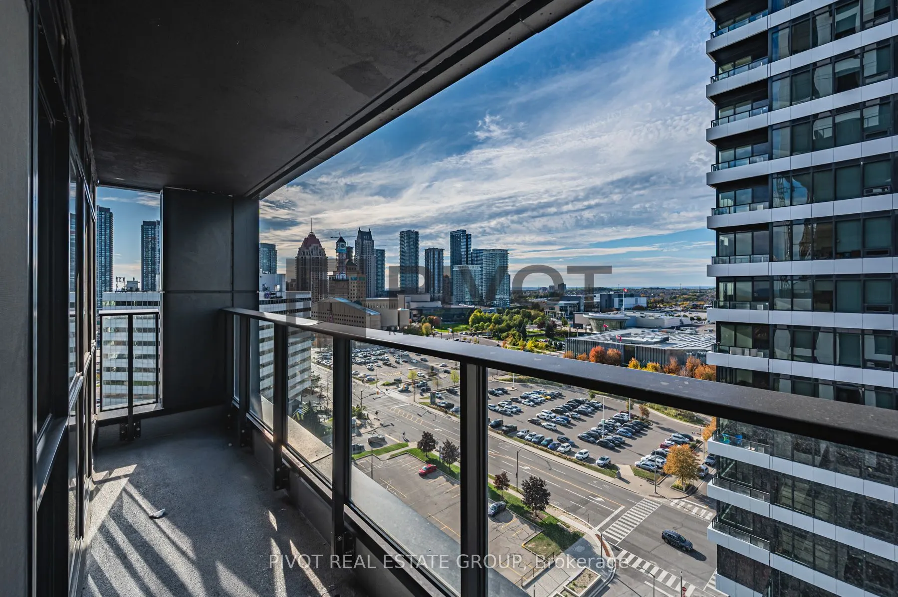4015 The Exchange #1307