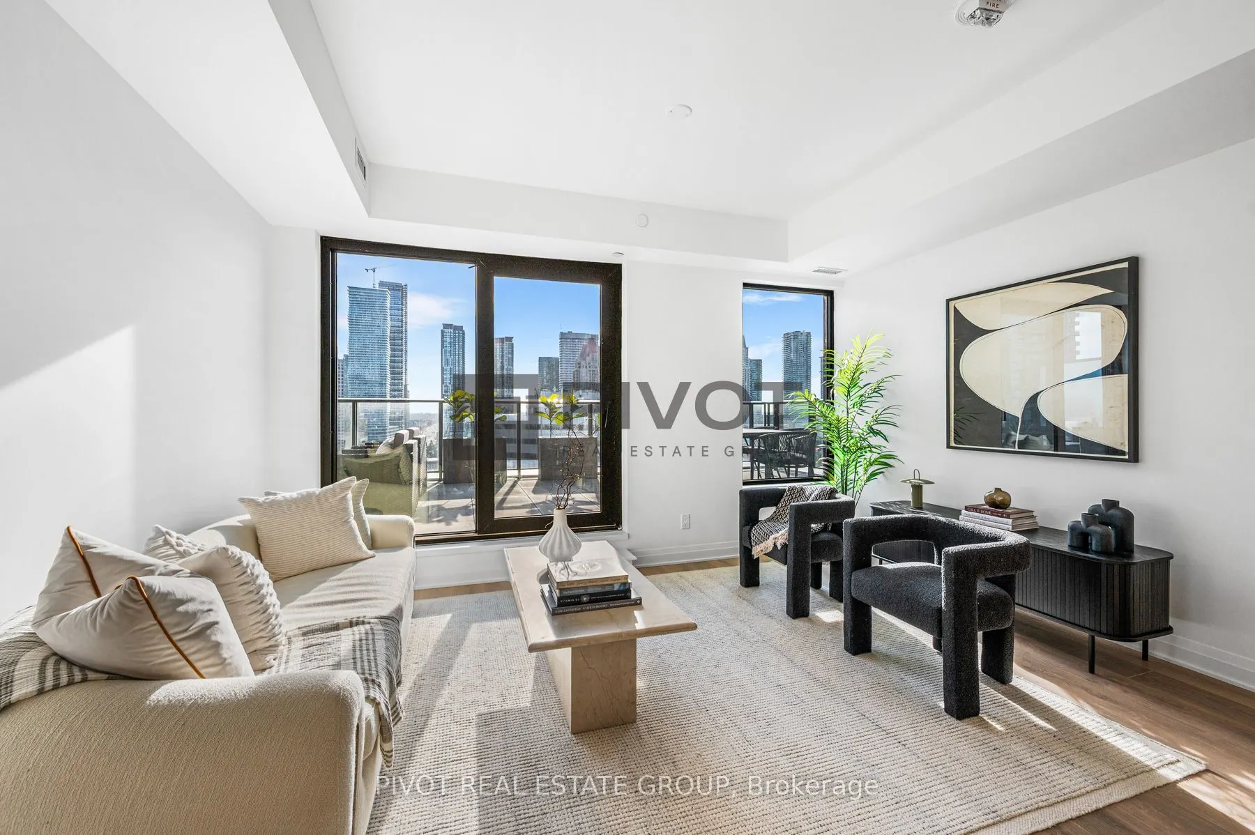 4015 The Exchange #1307