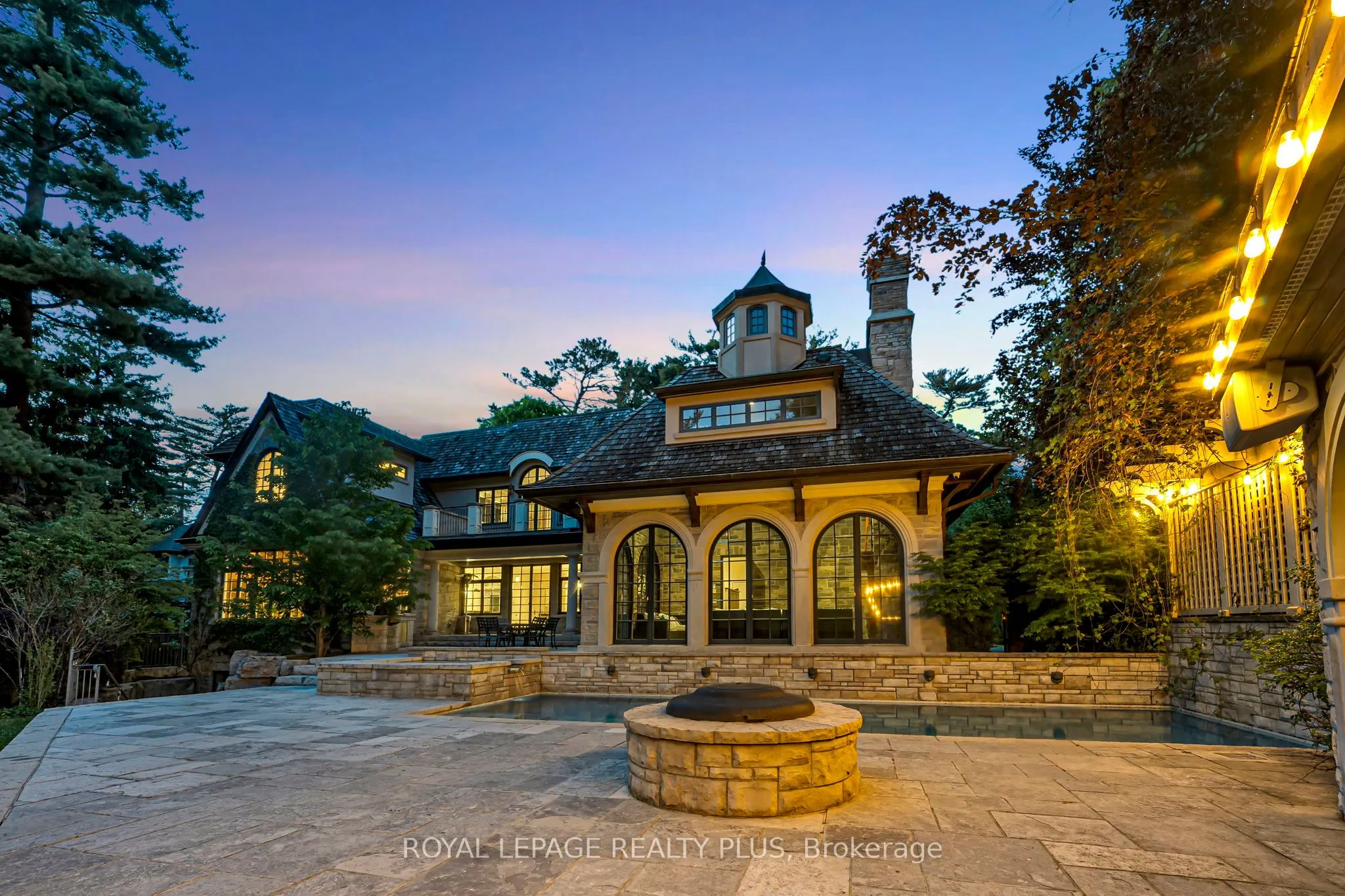 1476 Carmen Drive