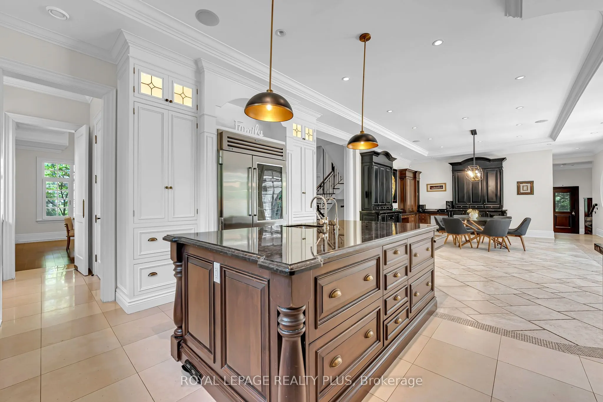 1476 Carmen Drive