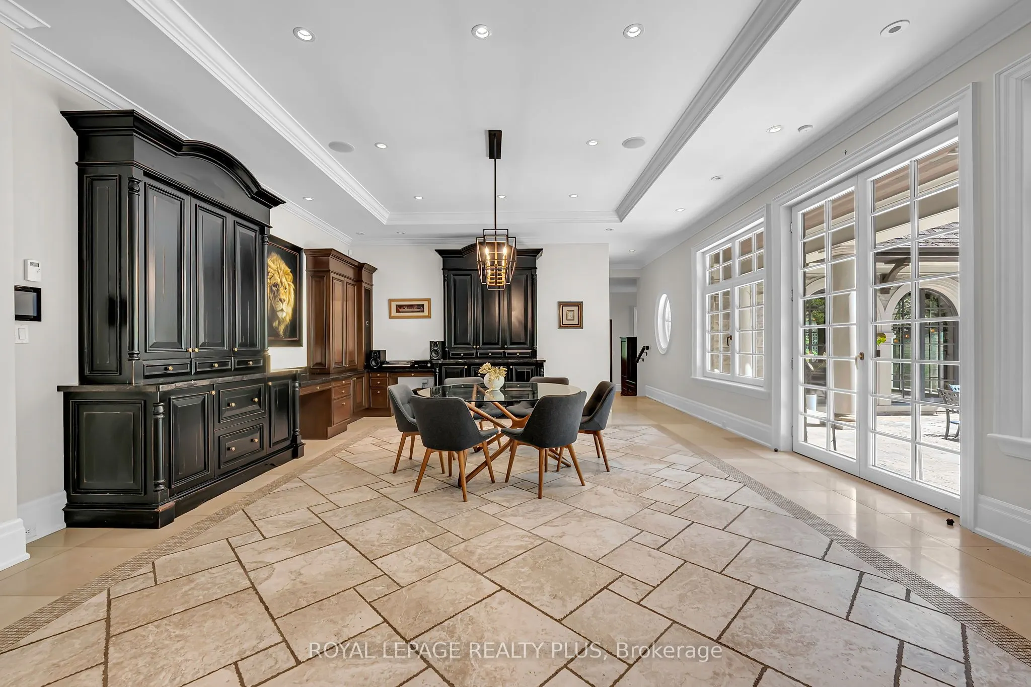 1476 Carmen Drive