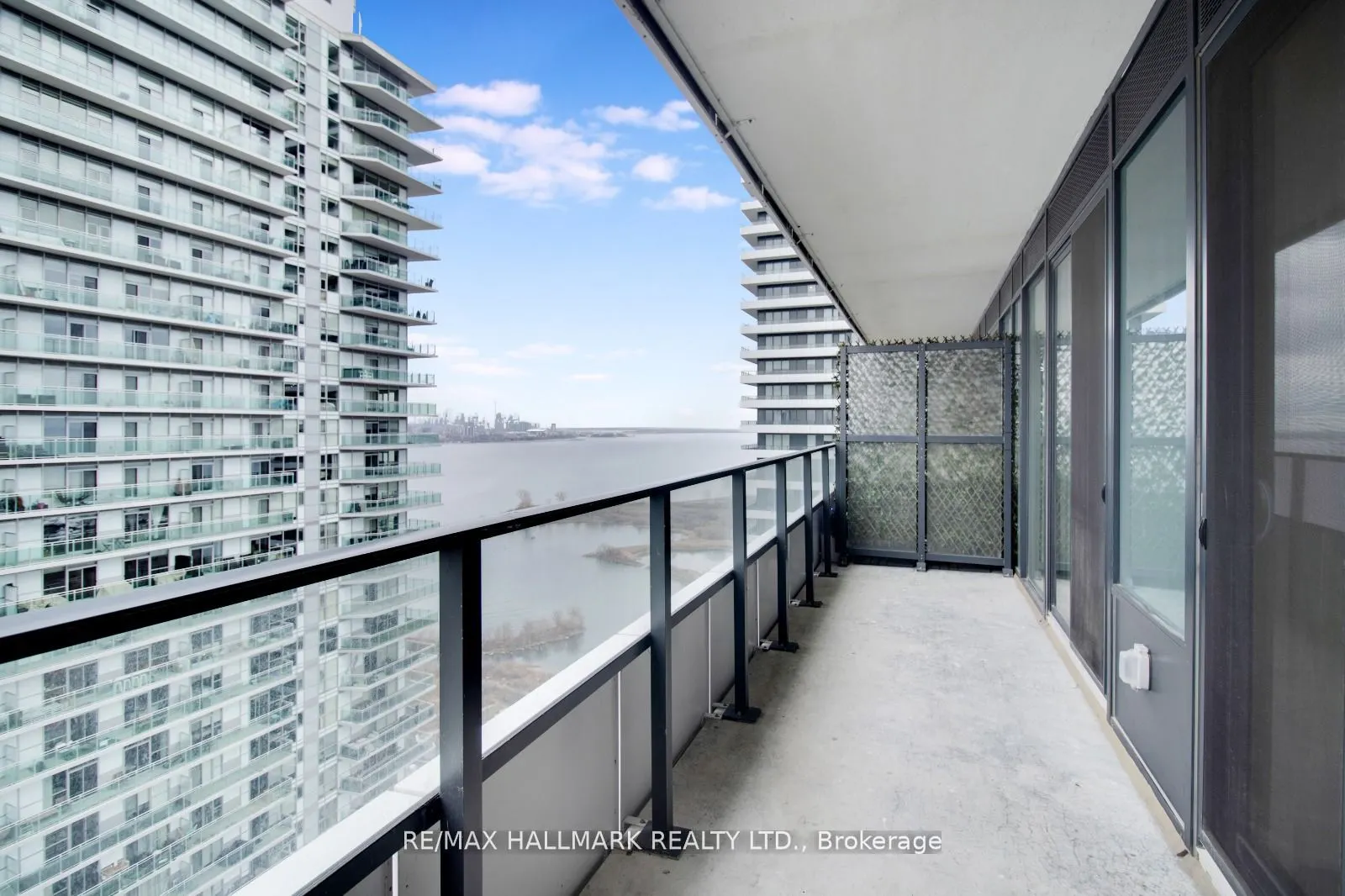 30 Shore Breeze Drive #3113