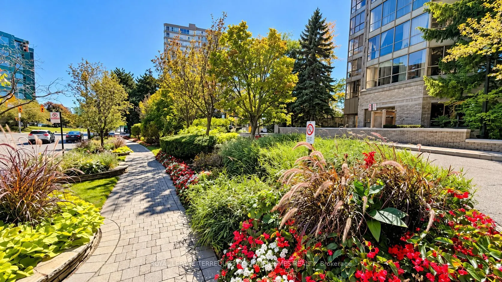 55 Kingsbridge Garden Circle #210