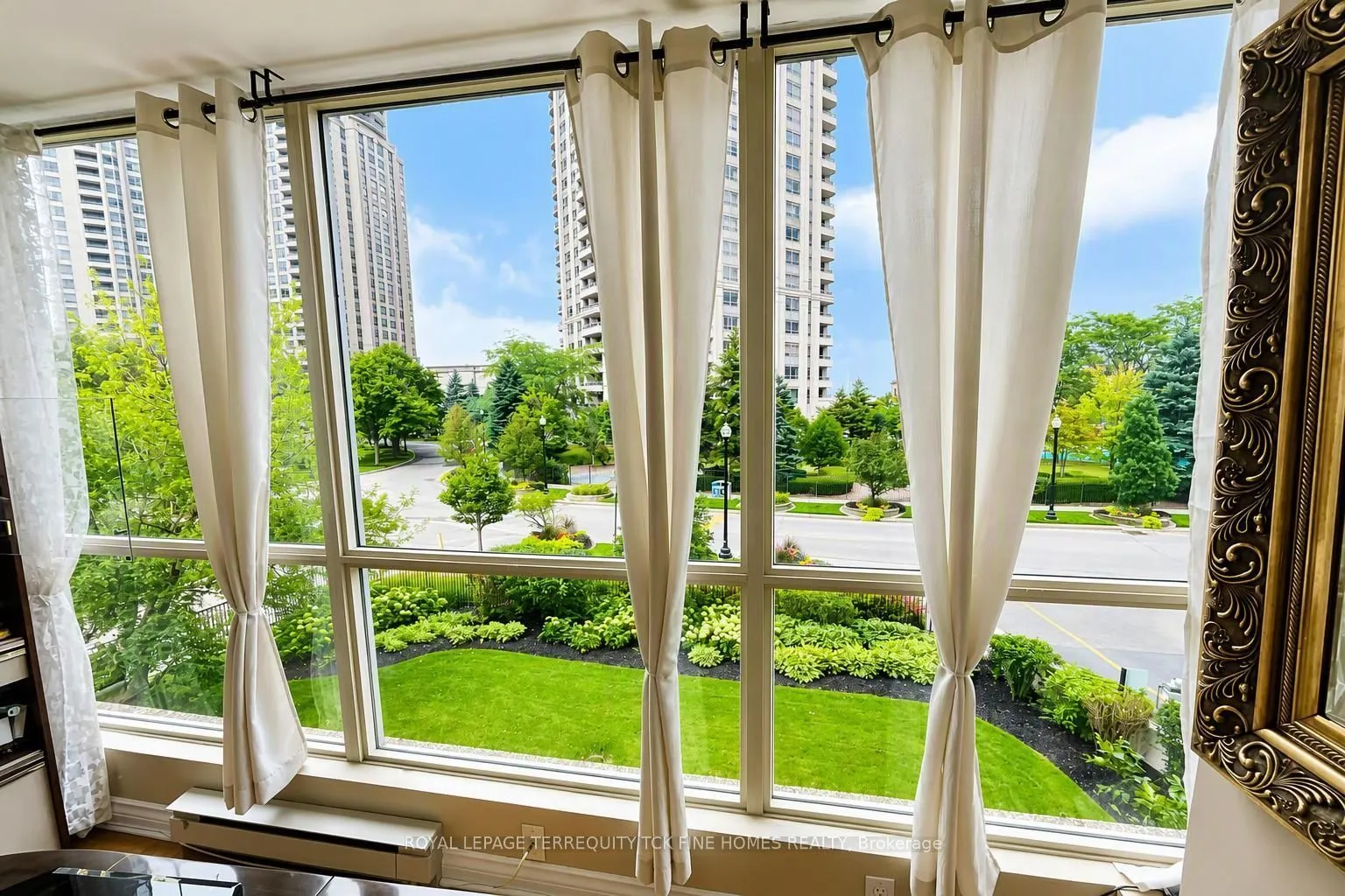 55 Kingsbridge Garden Circle #210