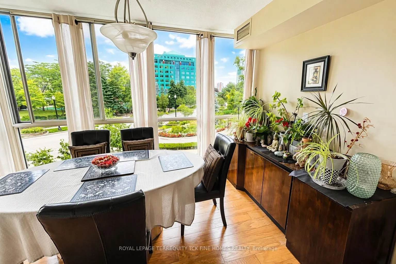 55 Kingsbridge Garden Circle #210