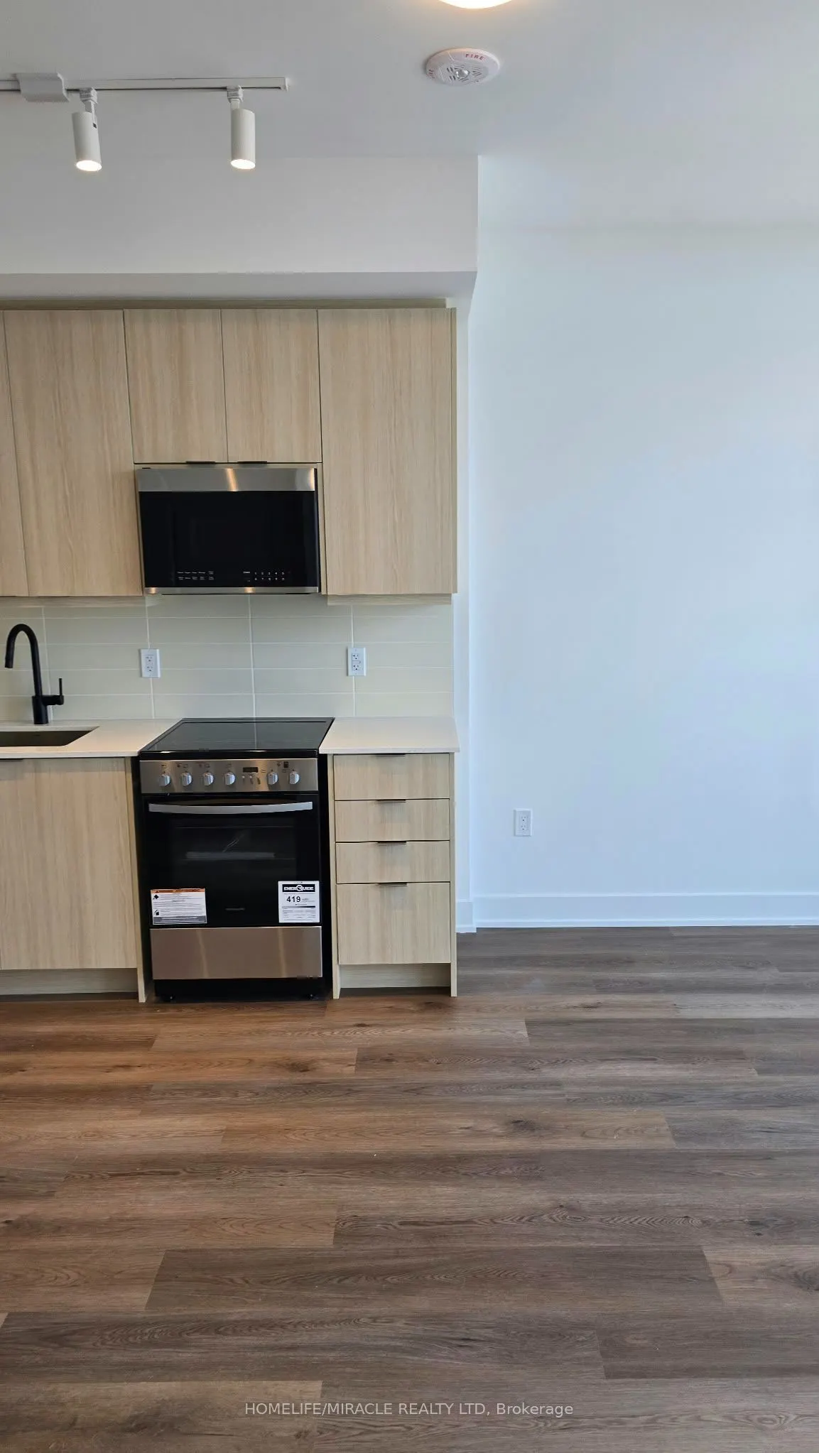 125 Nipissing Road #1502 B