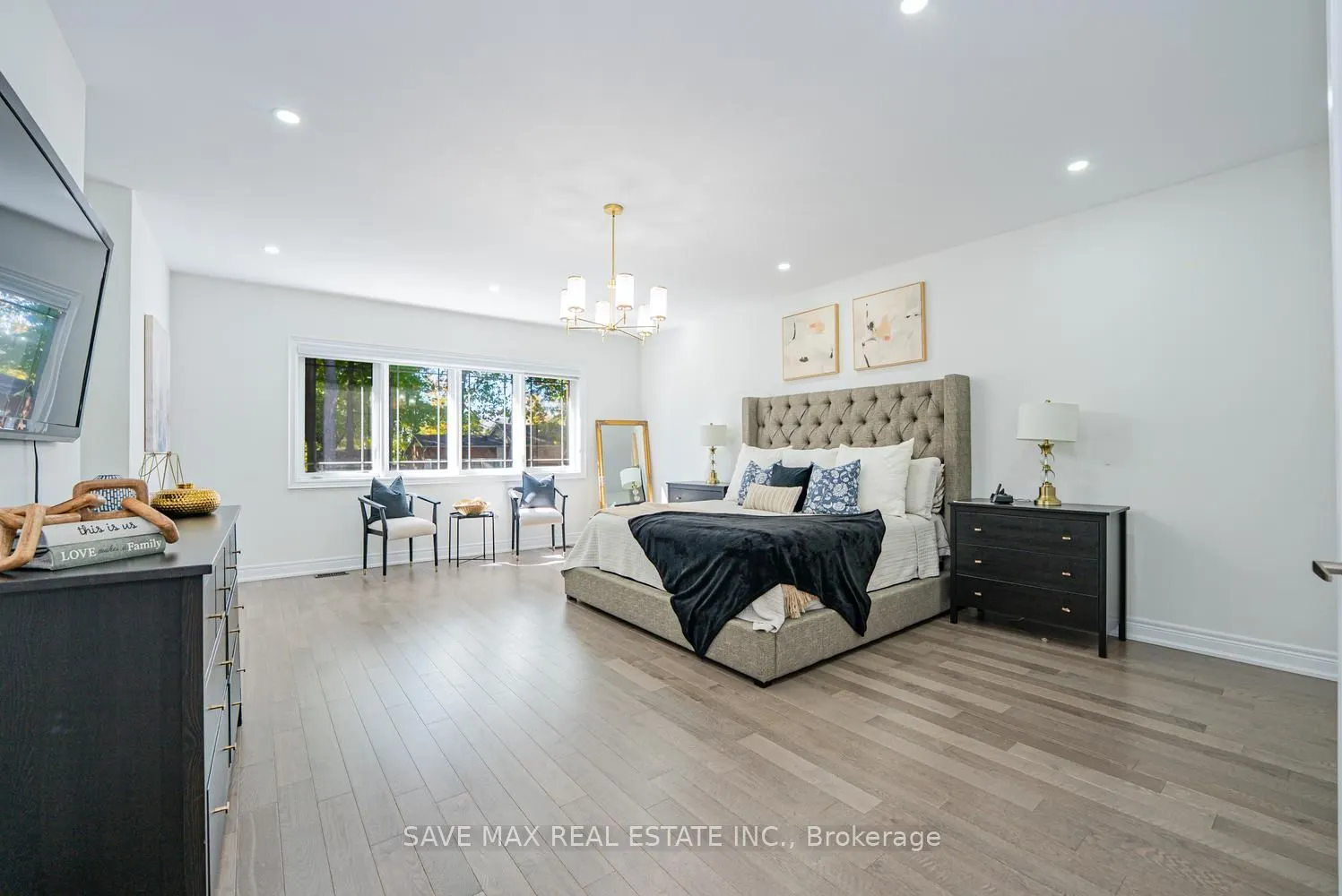 10 Daisy Meadow Crescent