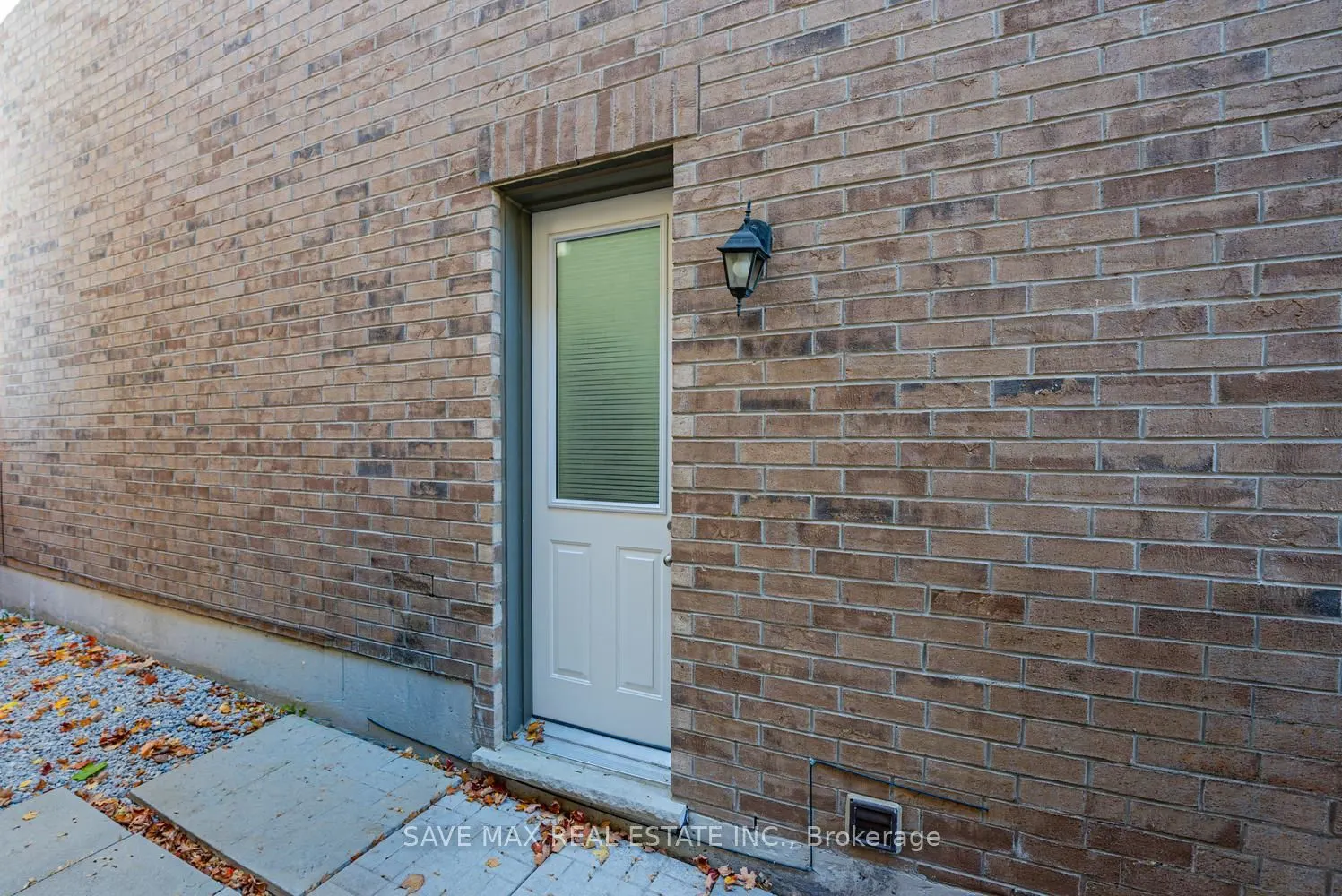 10 Daisy Meadow Crescent
