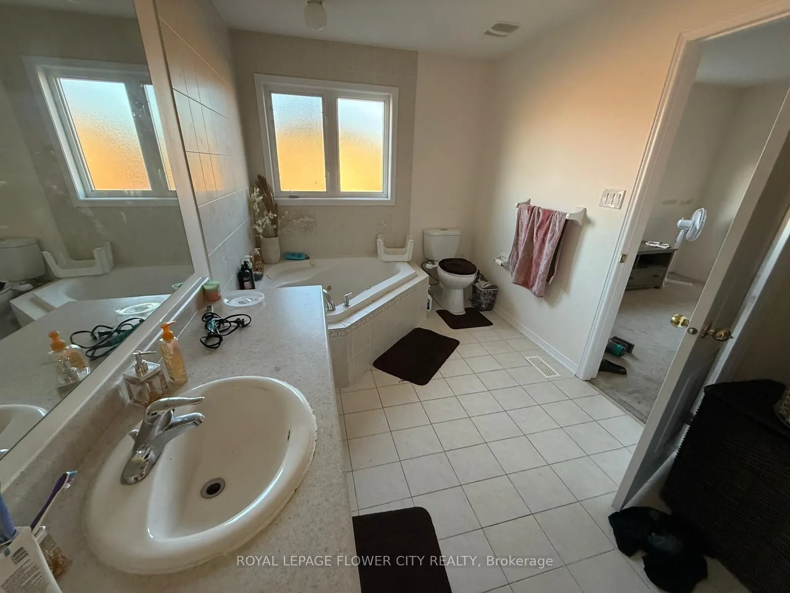 41 Cape Dorset Crescent