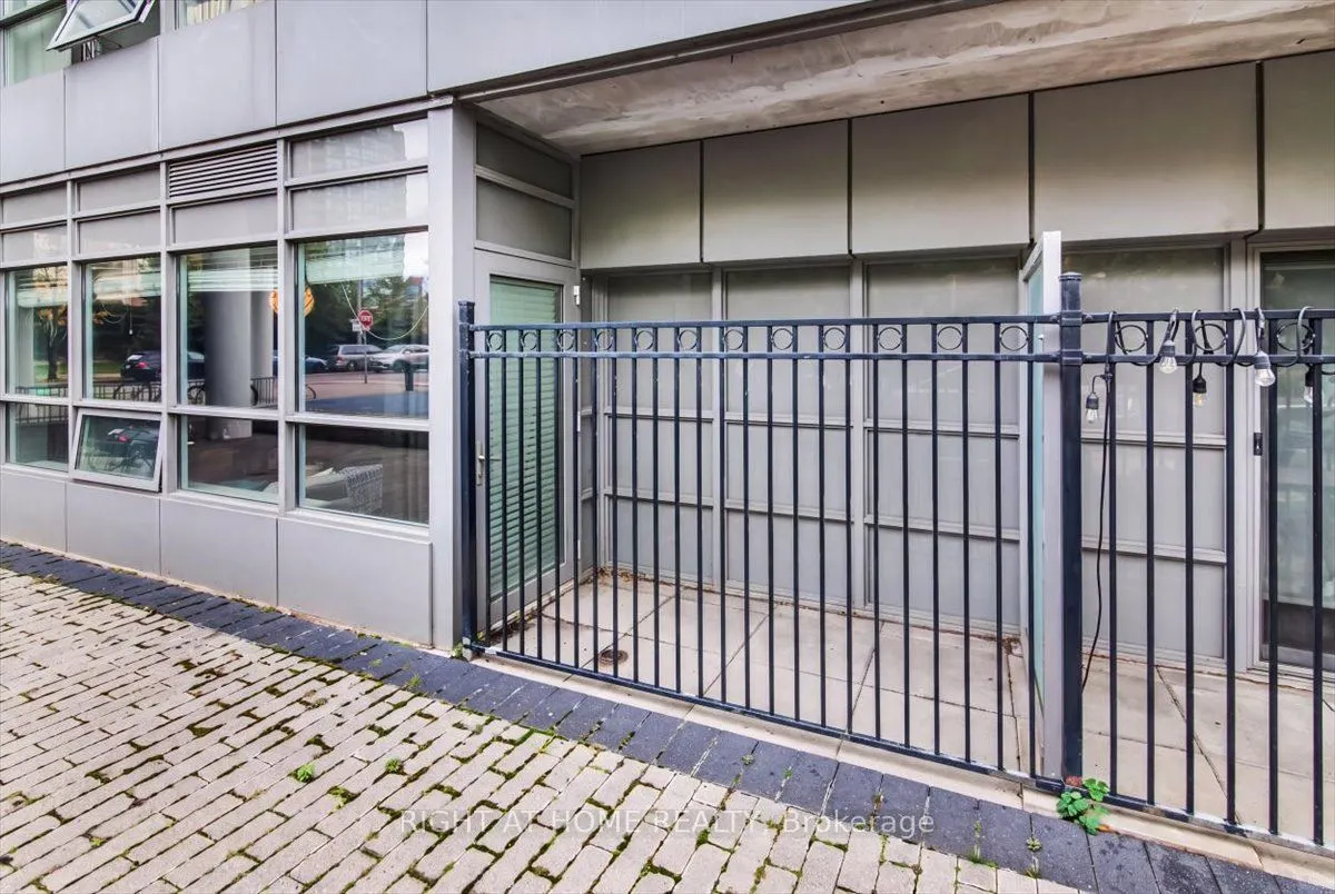 38 Joe Shuster Way #103