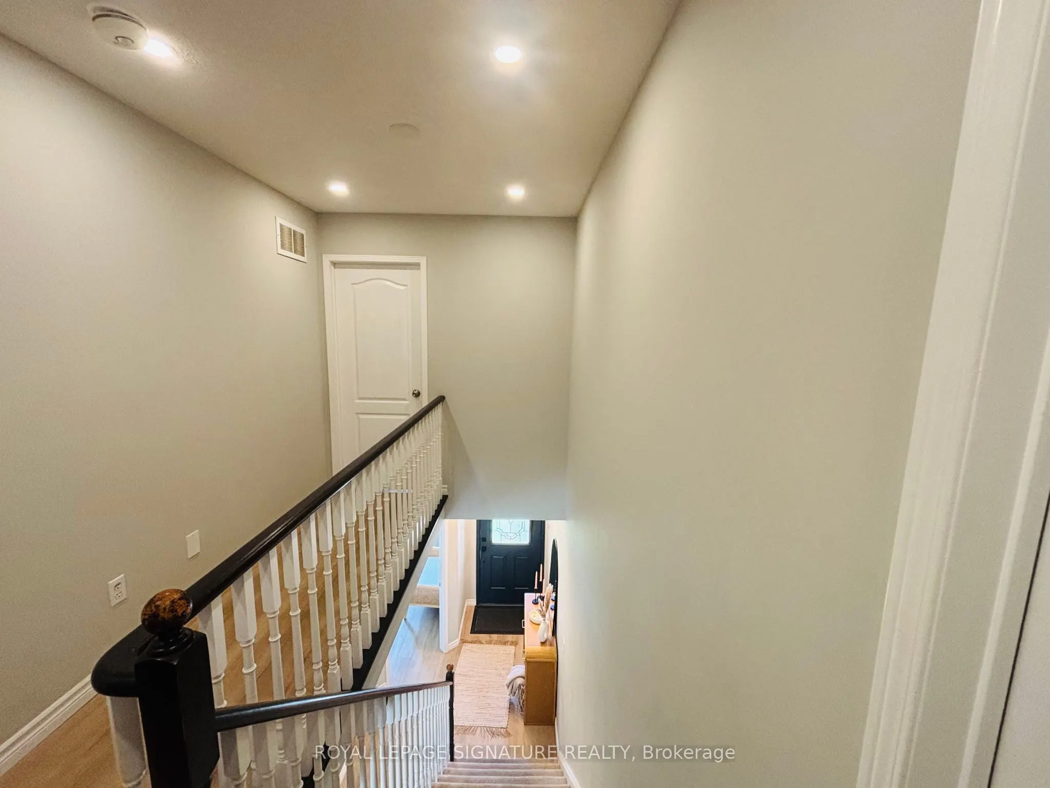 2112 Glenhampton Road