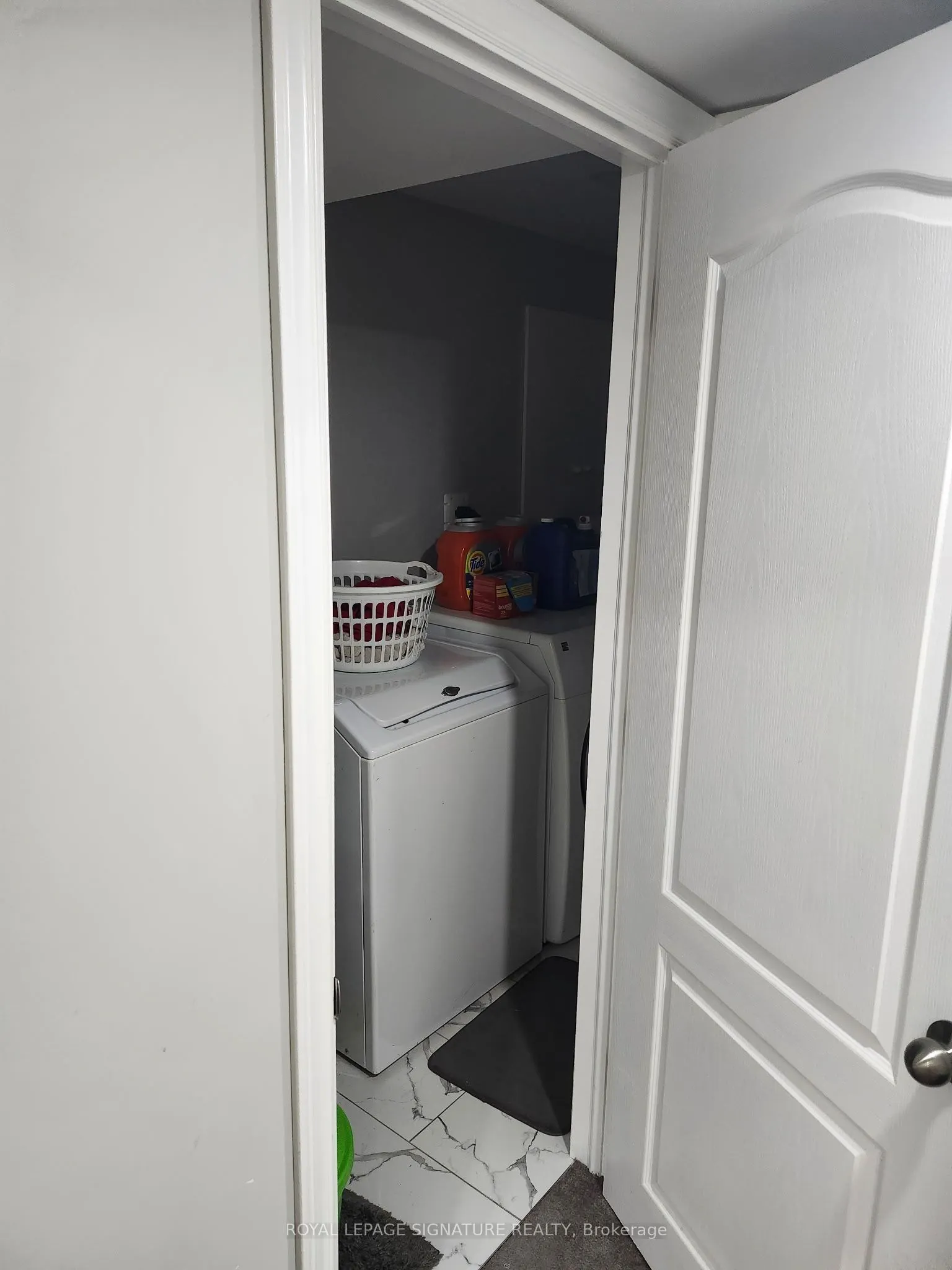 2112 Glenhampton Road