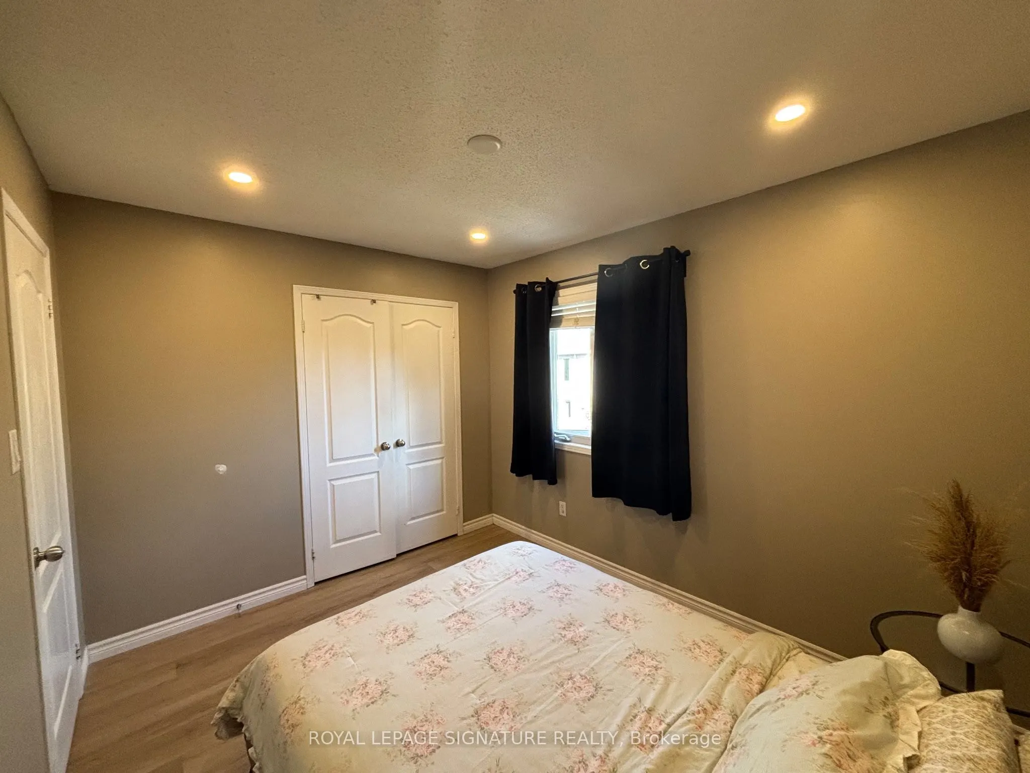 2112 Glenhampton Road