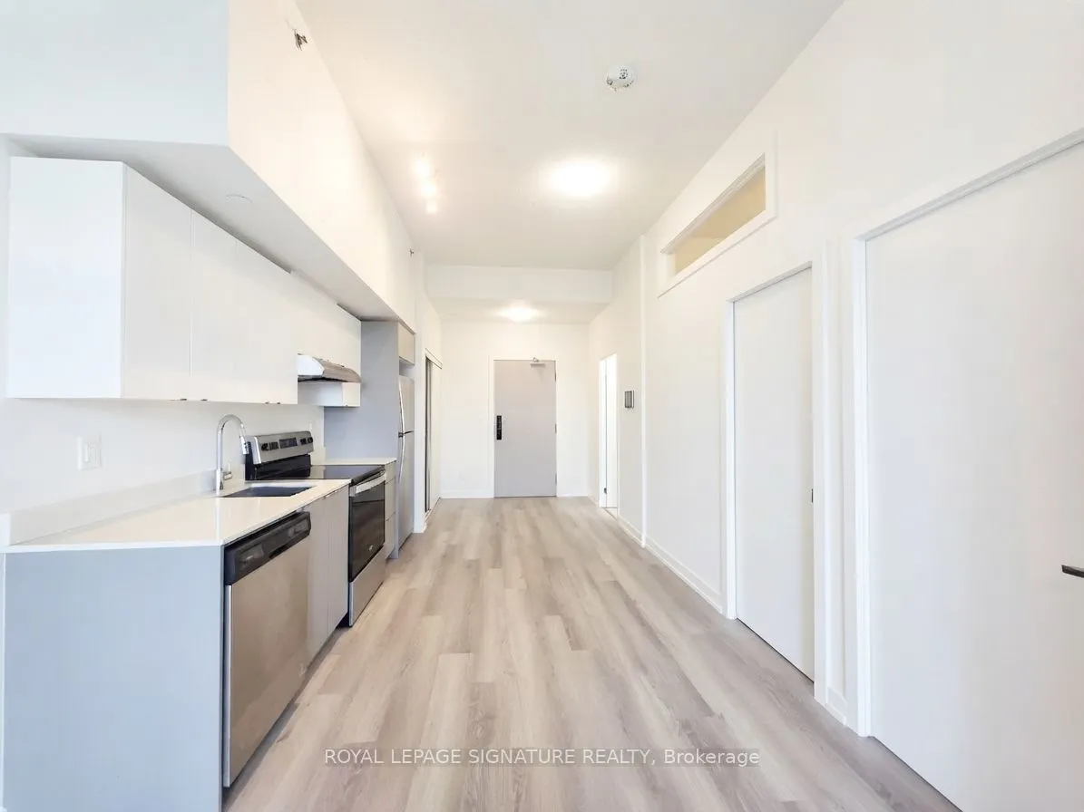 3200 Dakota Common #104B