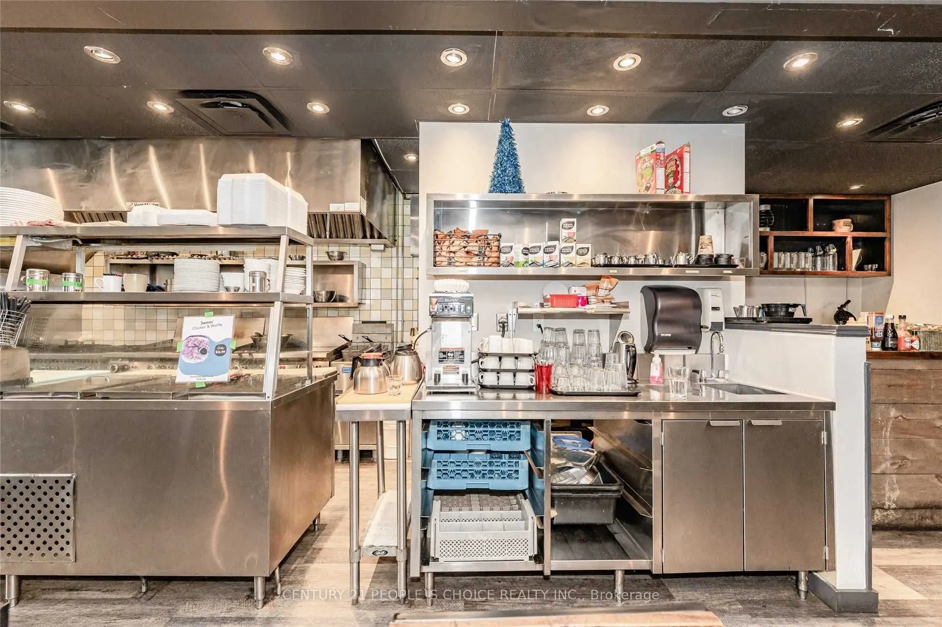 337 Lakeshore Road E