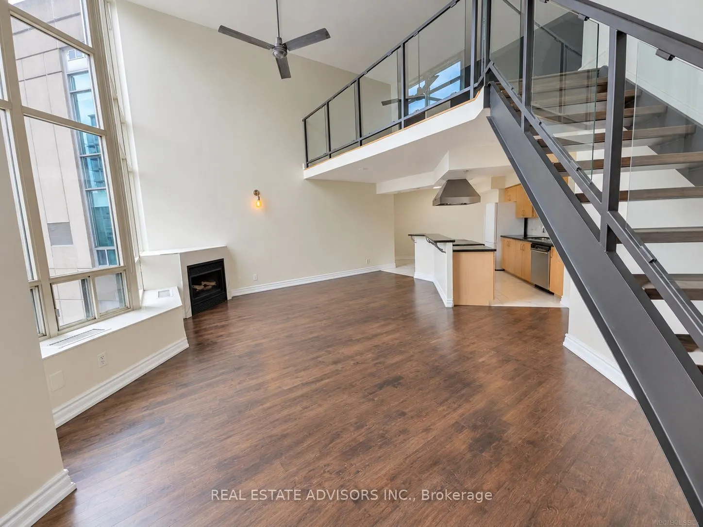 250 Manitoba Street #838