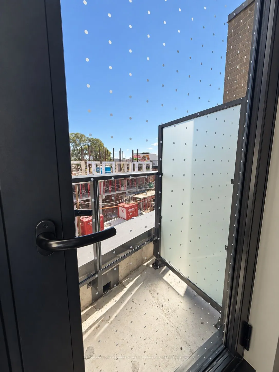 1 Vine Avenue #502