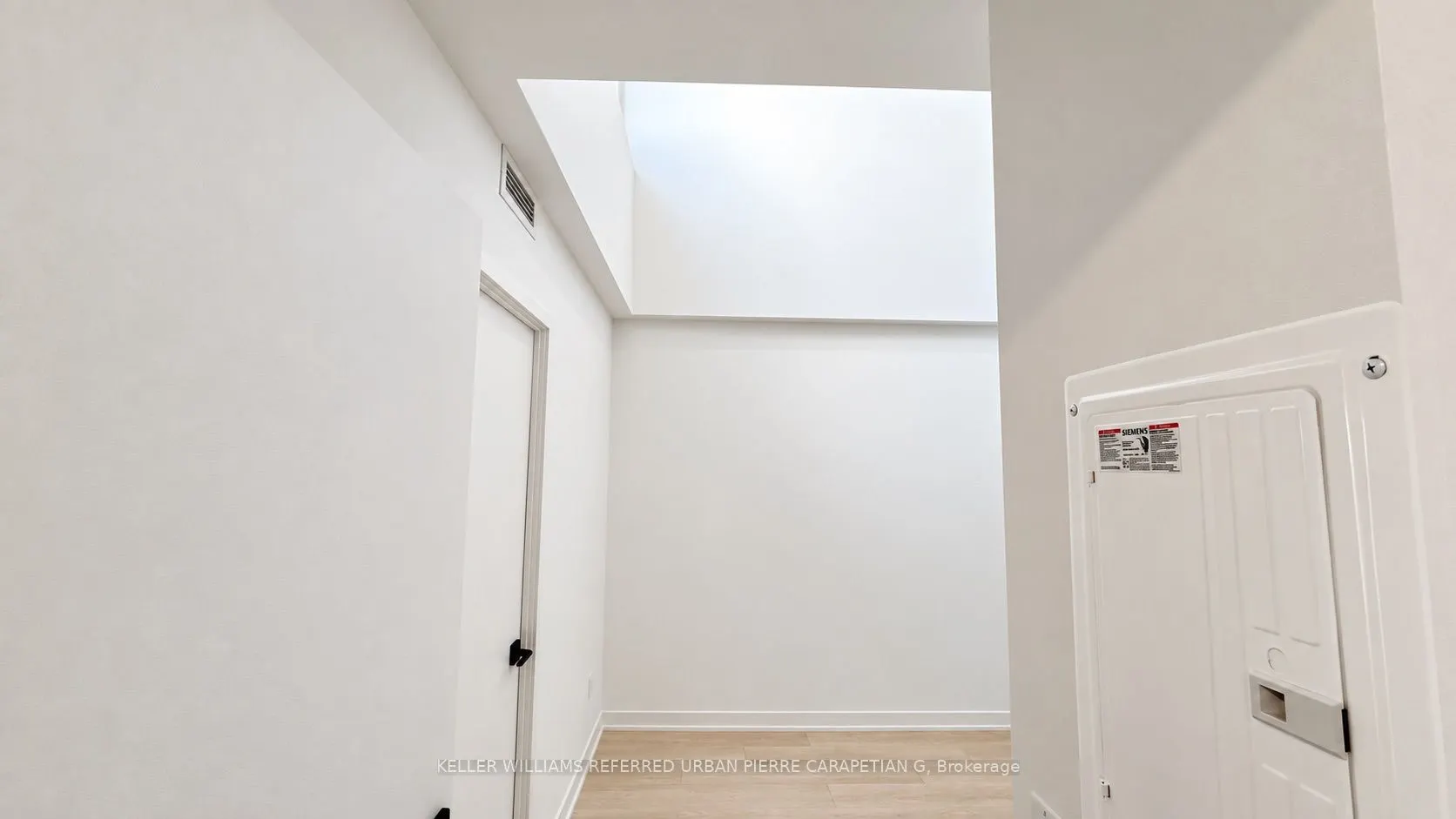 1 Vine Avenue #502