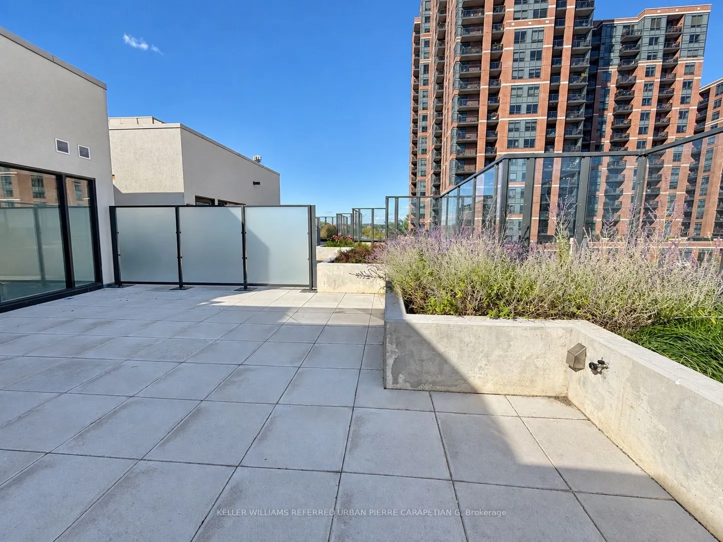 1 Vine Avenue #503