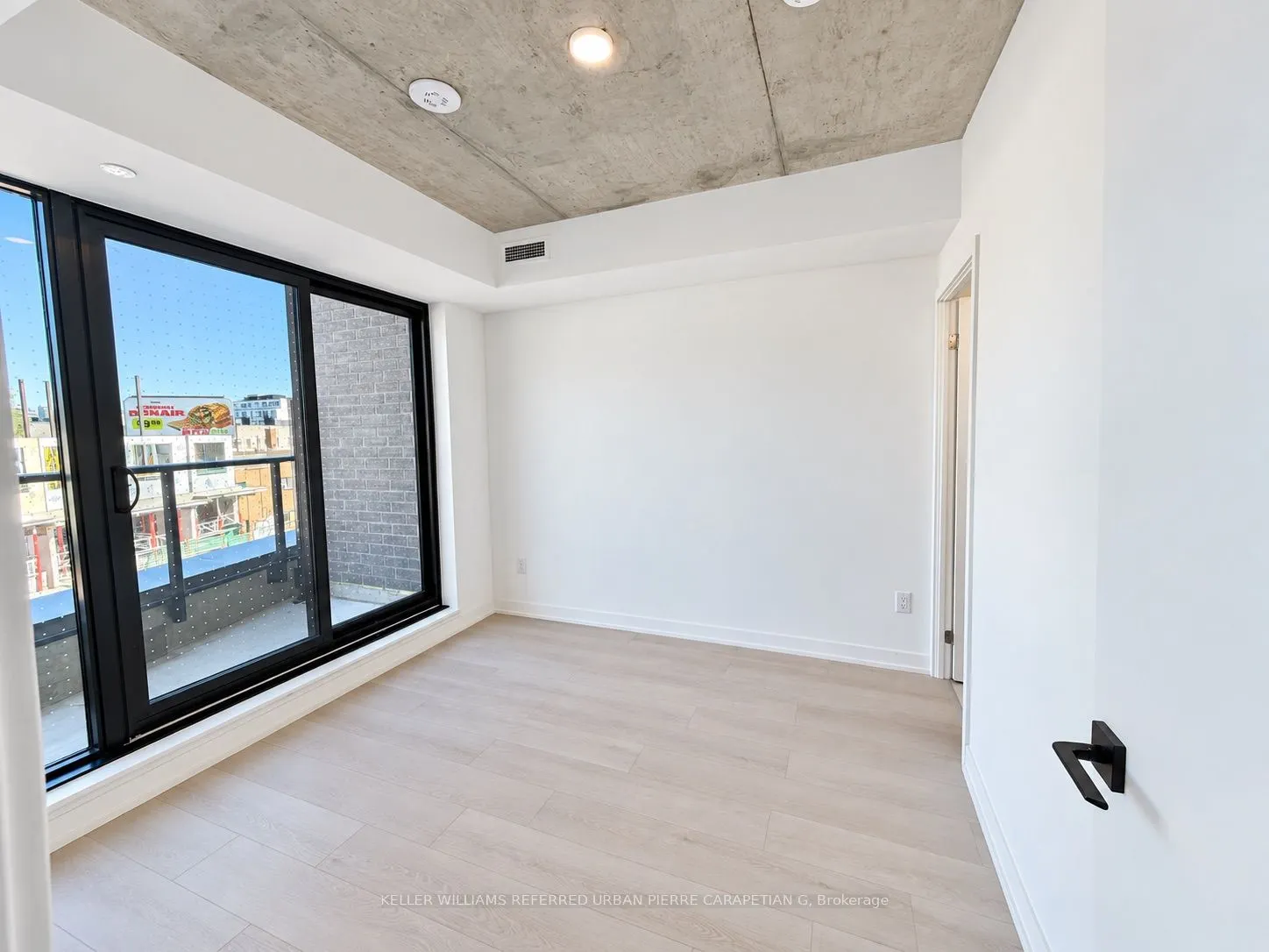 1 Vine Avenue #503