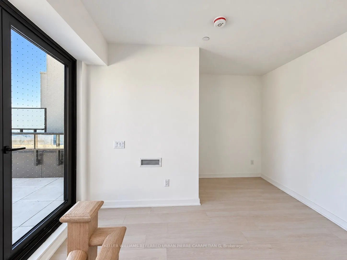 1 Vine Avenue #503