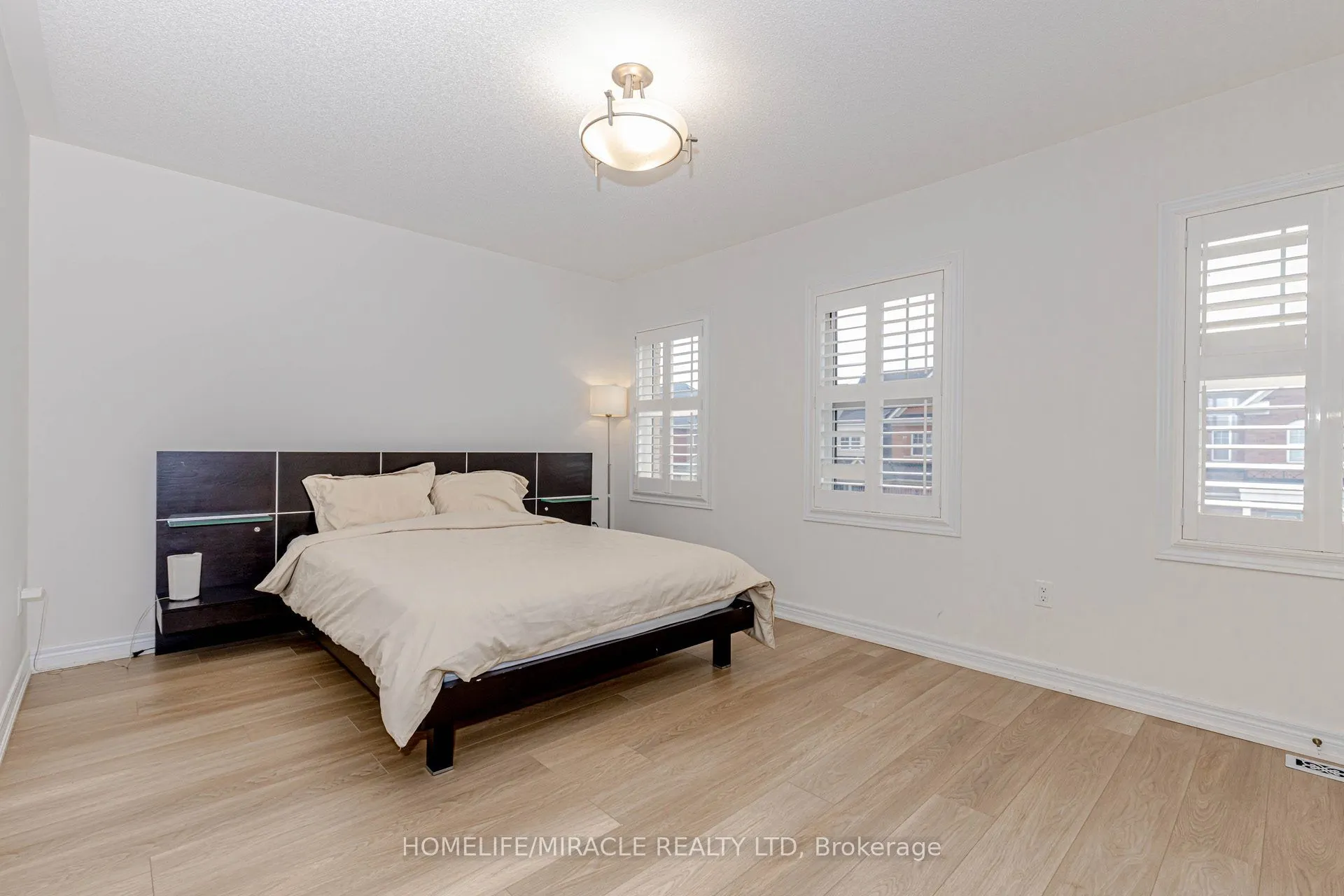 452 Nairn Circle