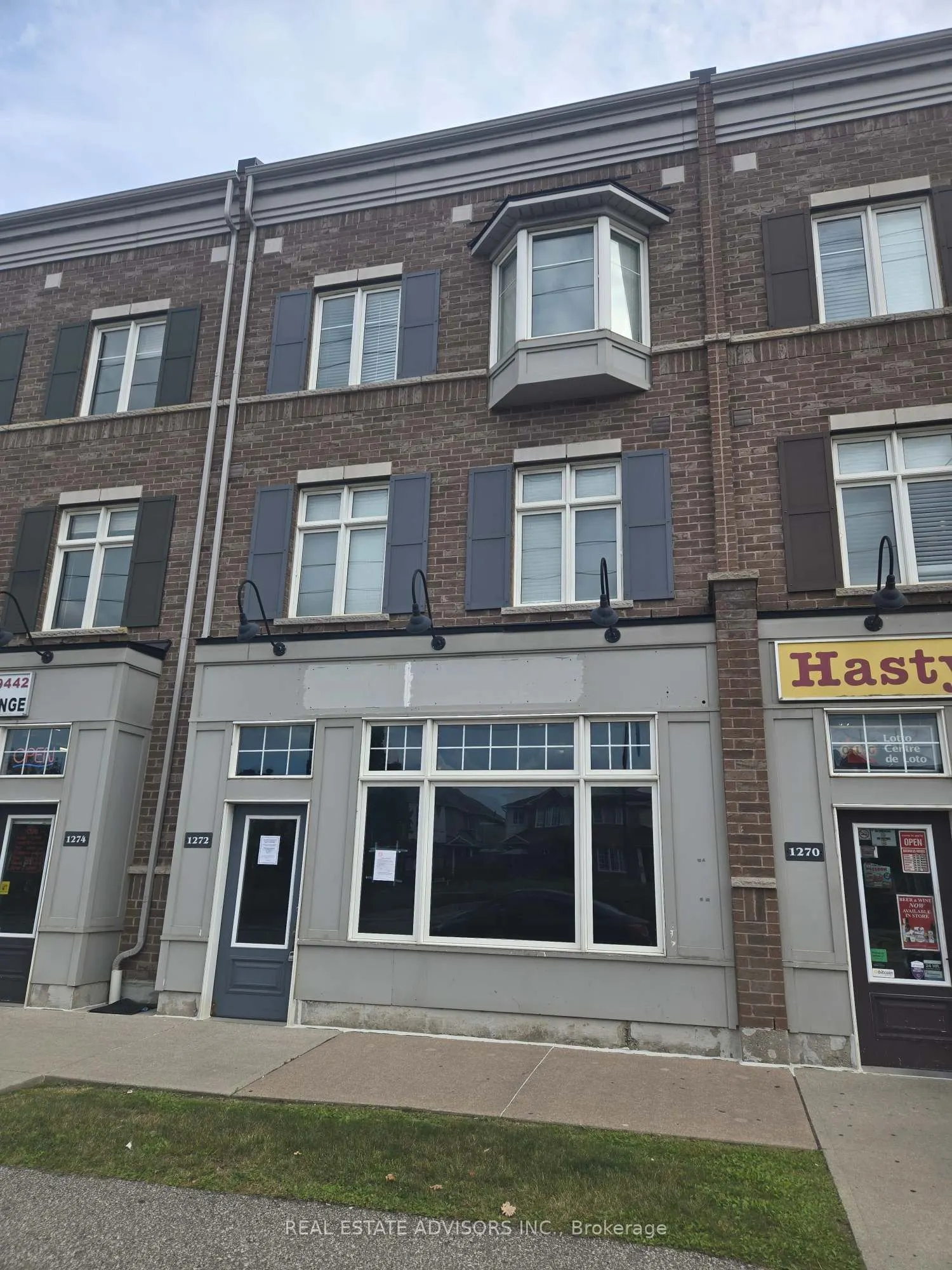 1272 Main Street E