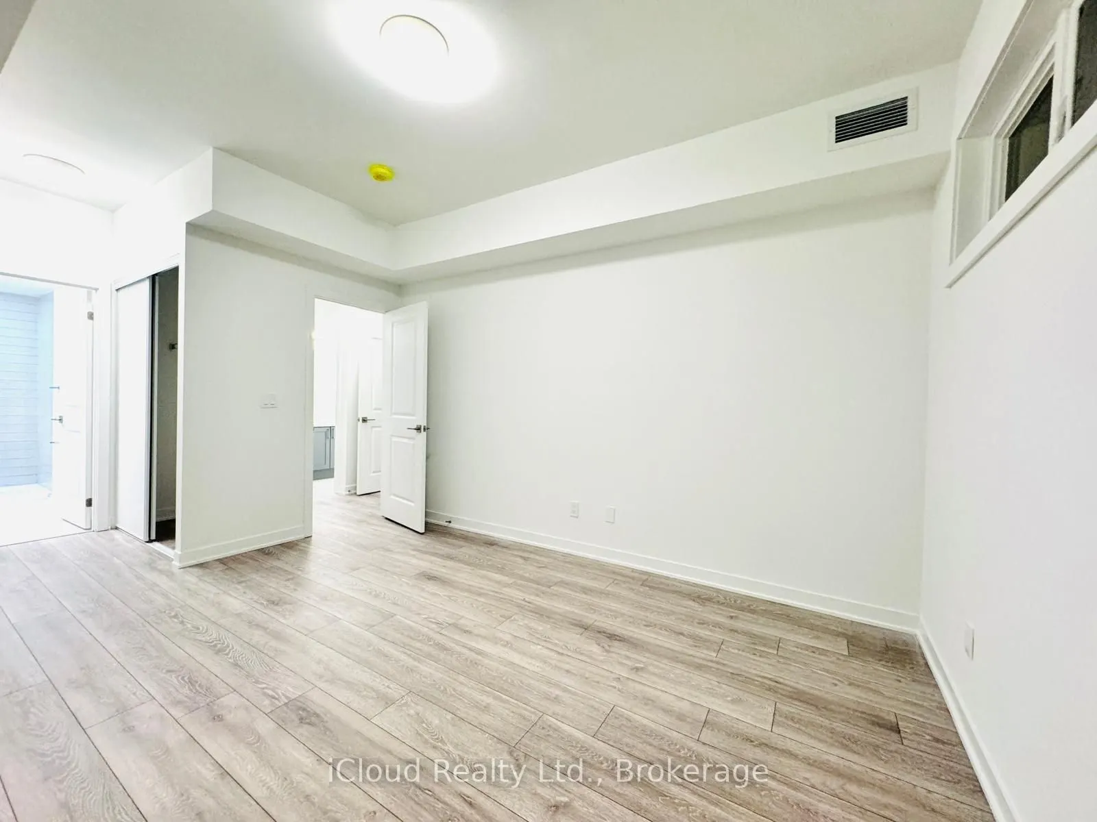 4025 Hickory Drive #9
