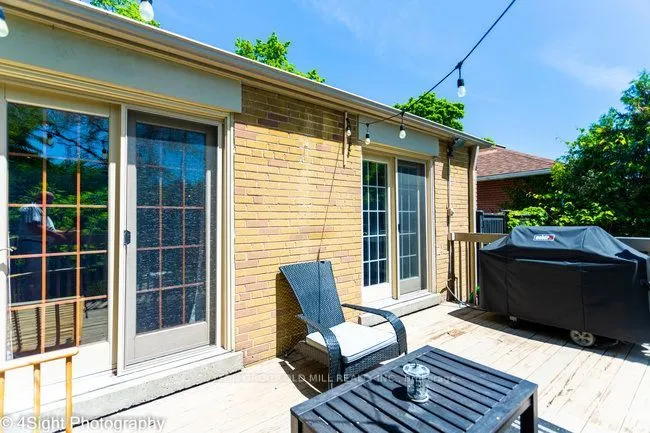 53 Savona Drive