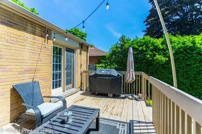 53 Savona Drive