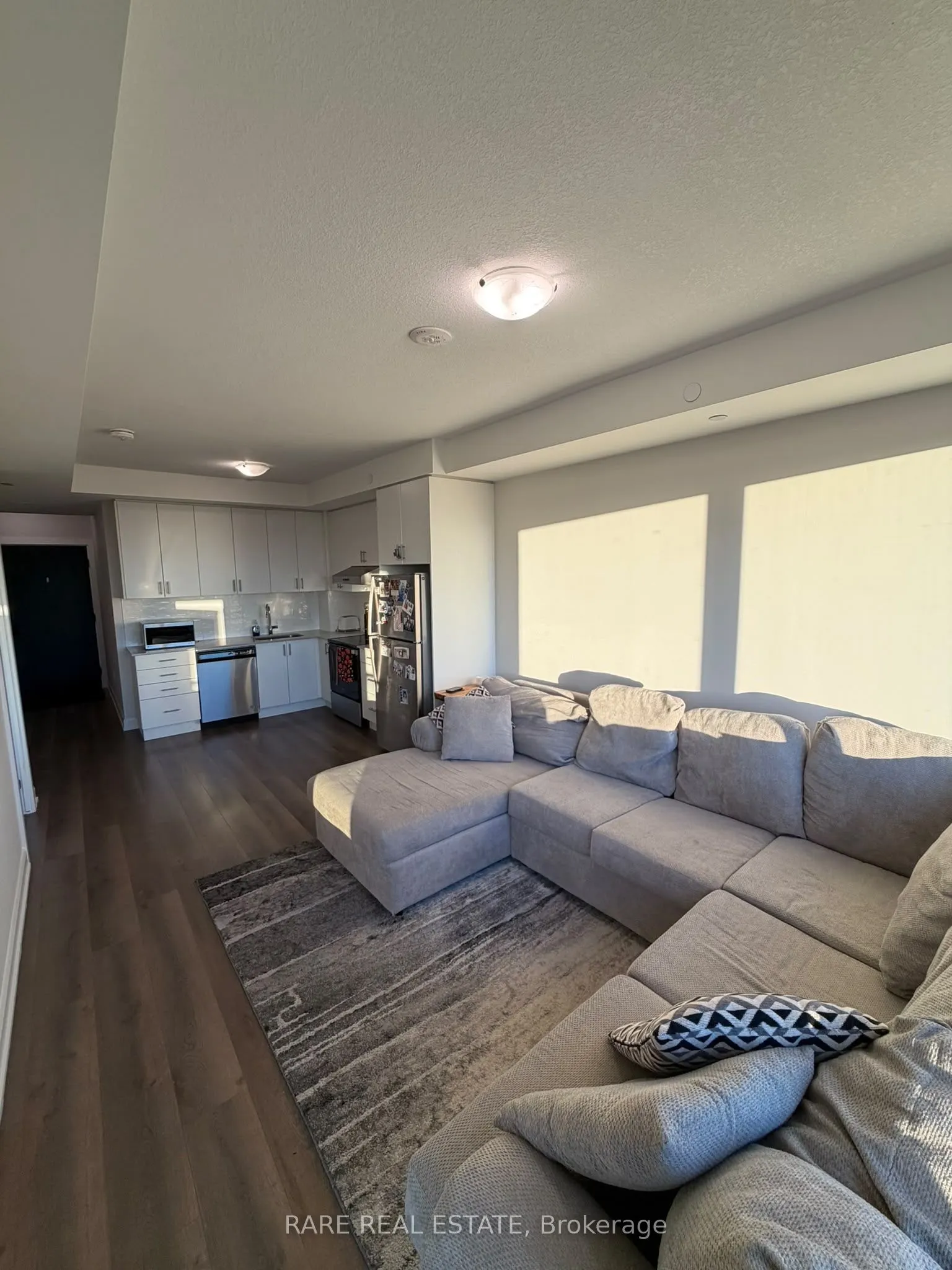 3200 William Colston Avenue #518