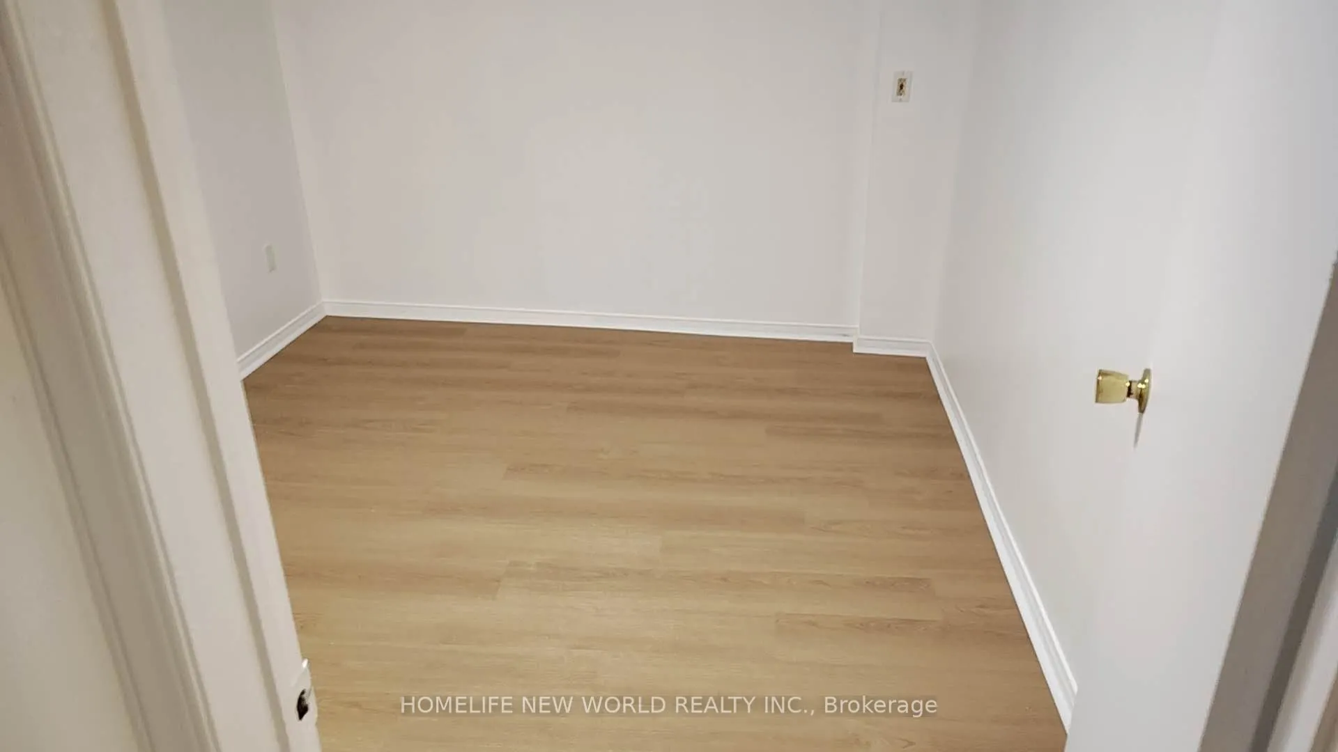4383 Radisson Crescent #Lower Level