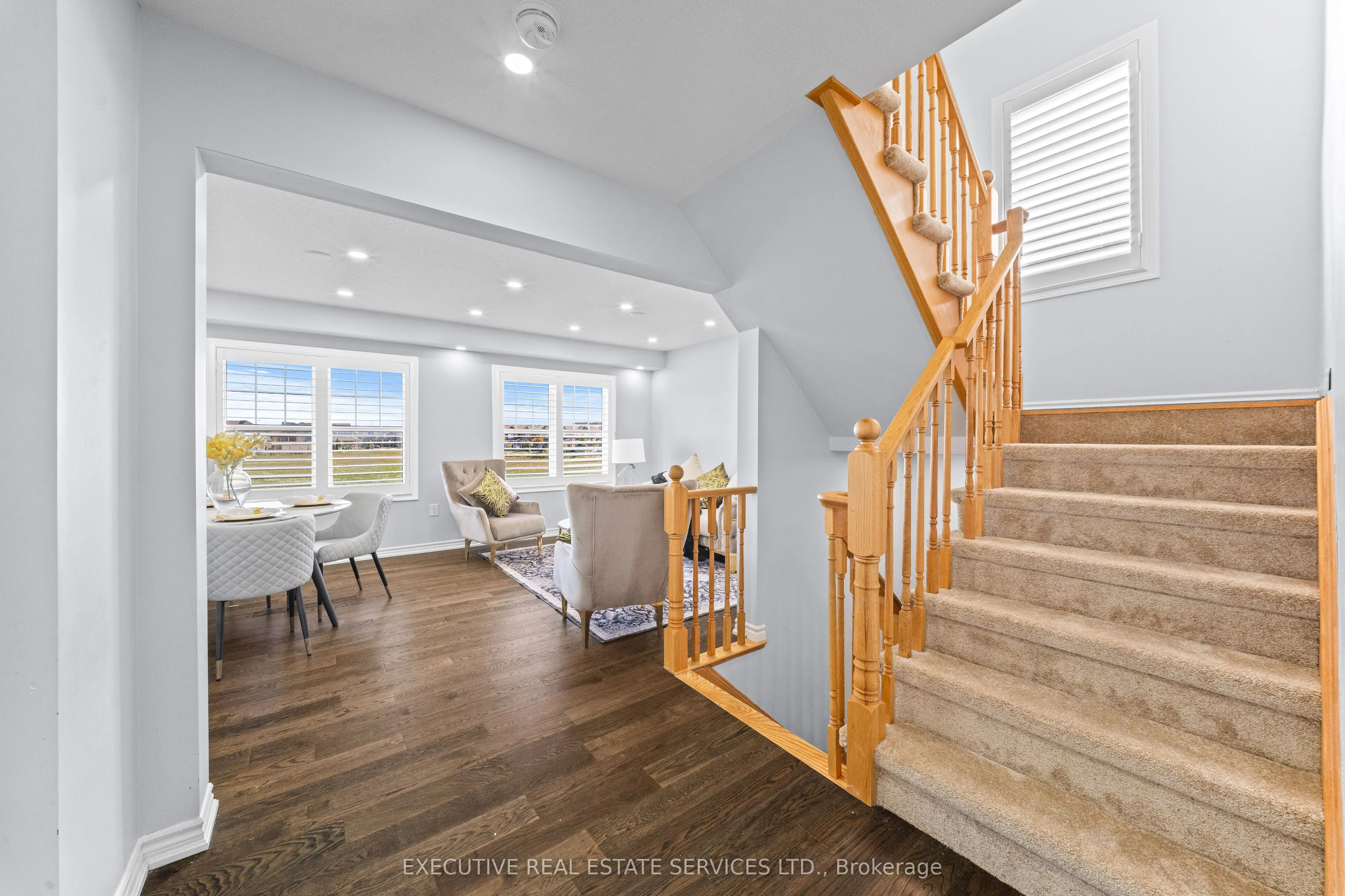 98 Bannister Crescent