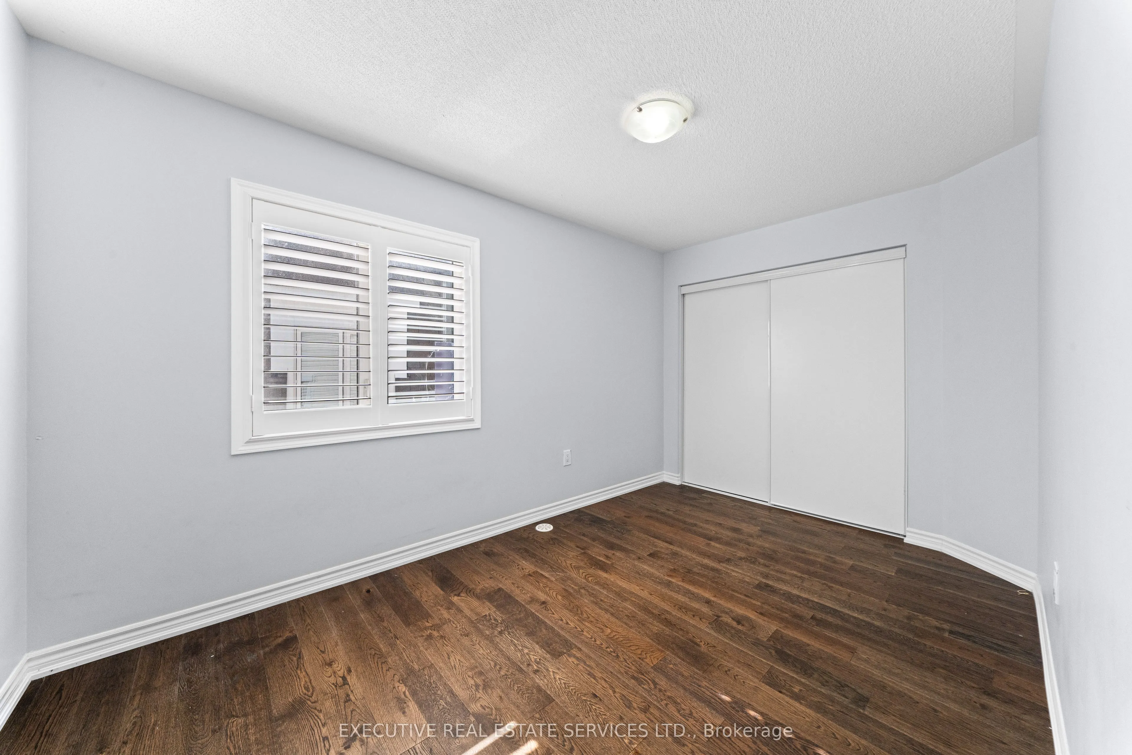 98 Bannister Crescent