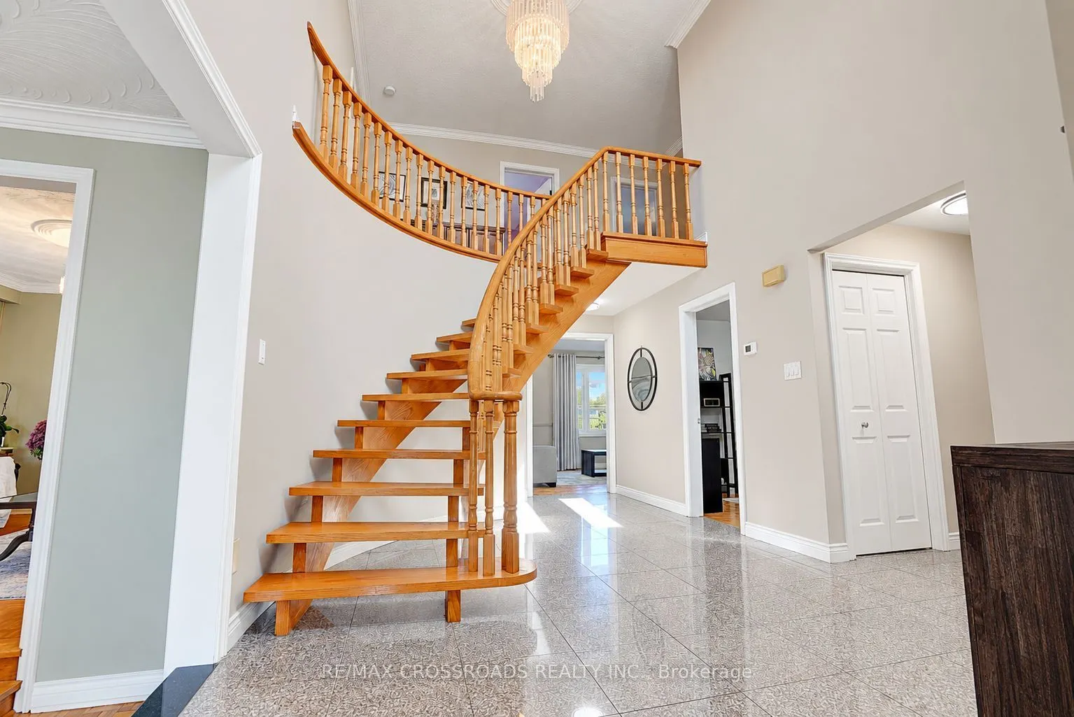 102A Whitfield Avenue