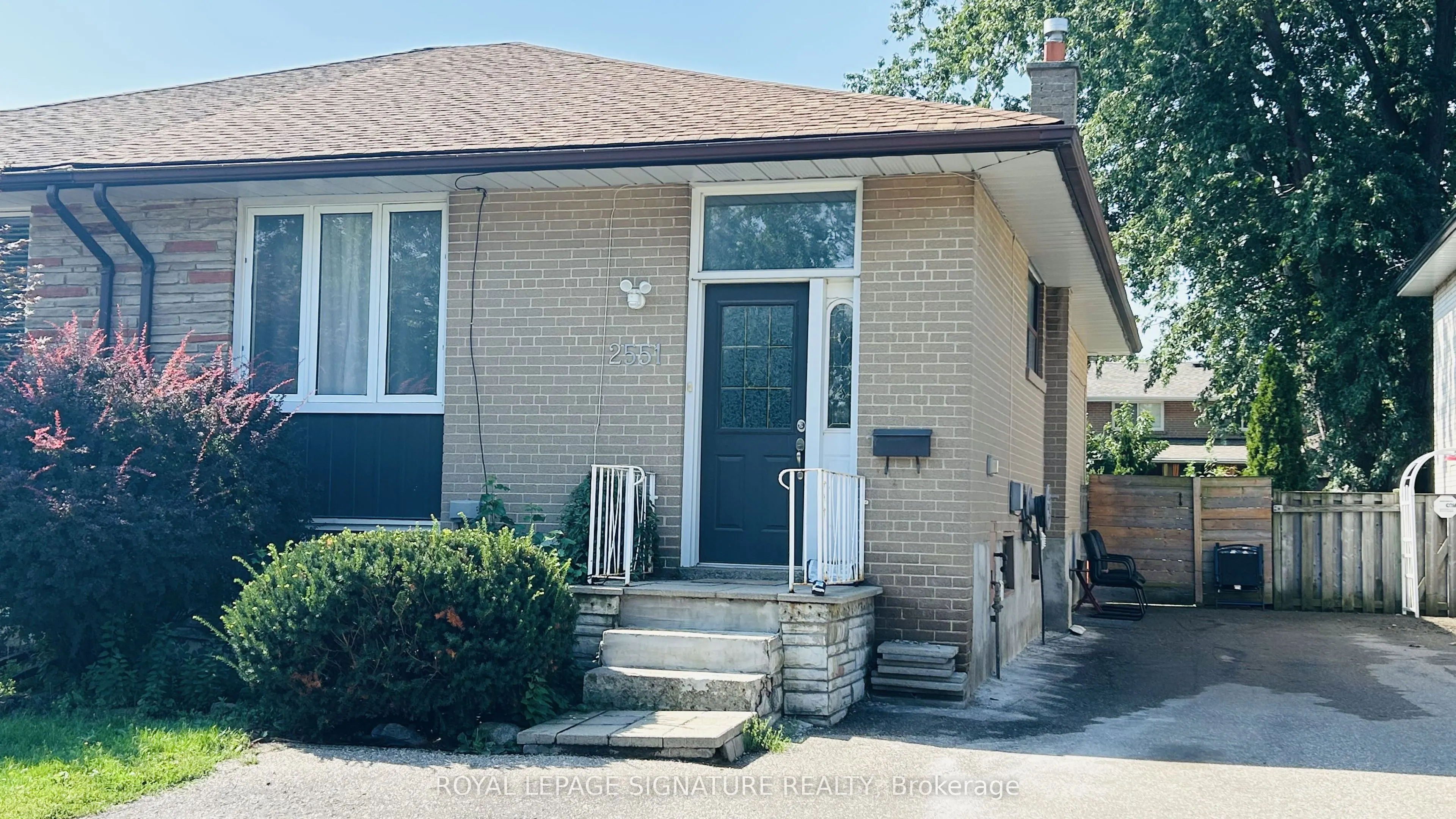 2551 Padstow Crescent #UPPER