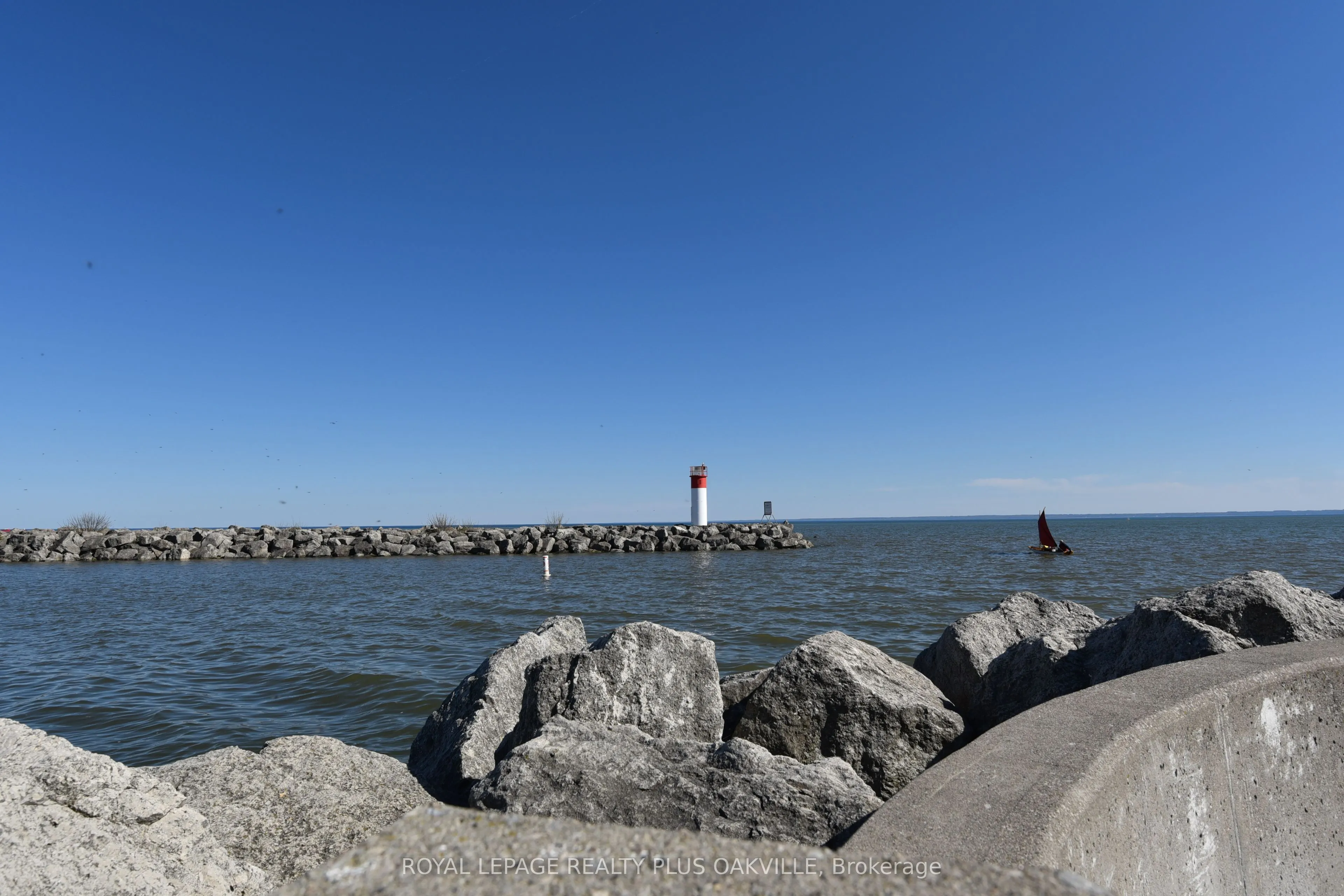 2175 Marine Drive #102