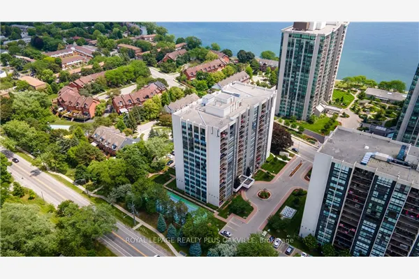 2175 Marine Drive #102