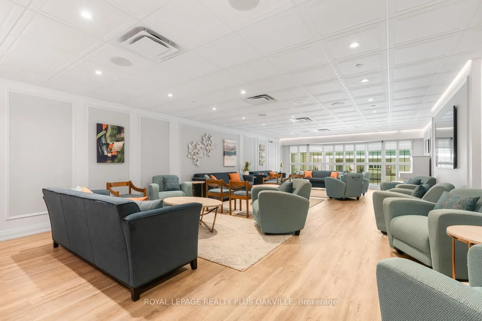 2175 Marine Drive #102