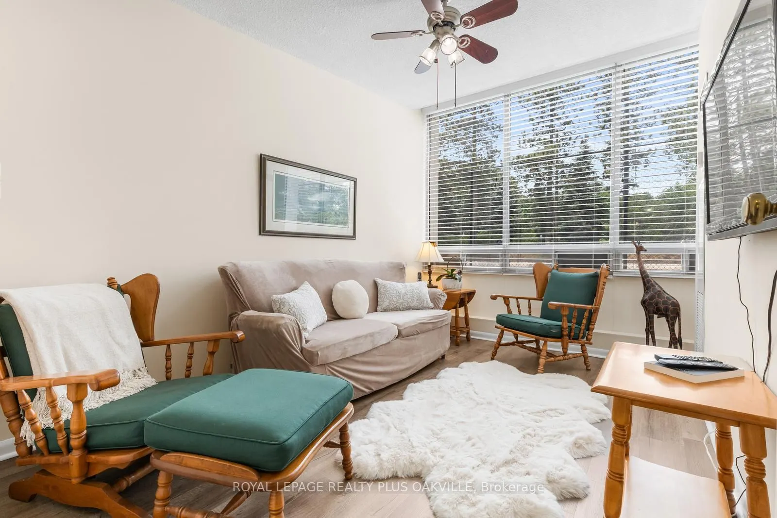 2175 Marine Drive #102