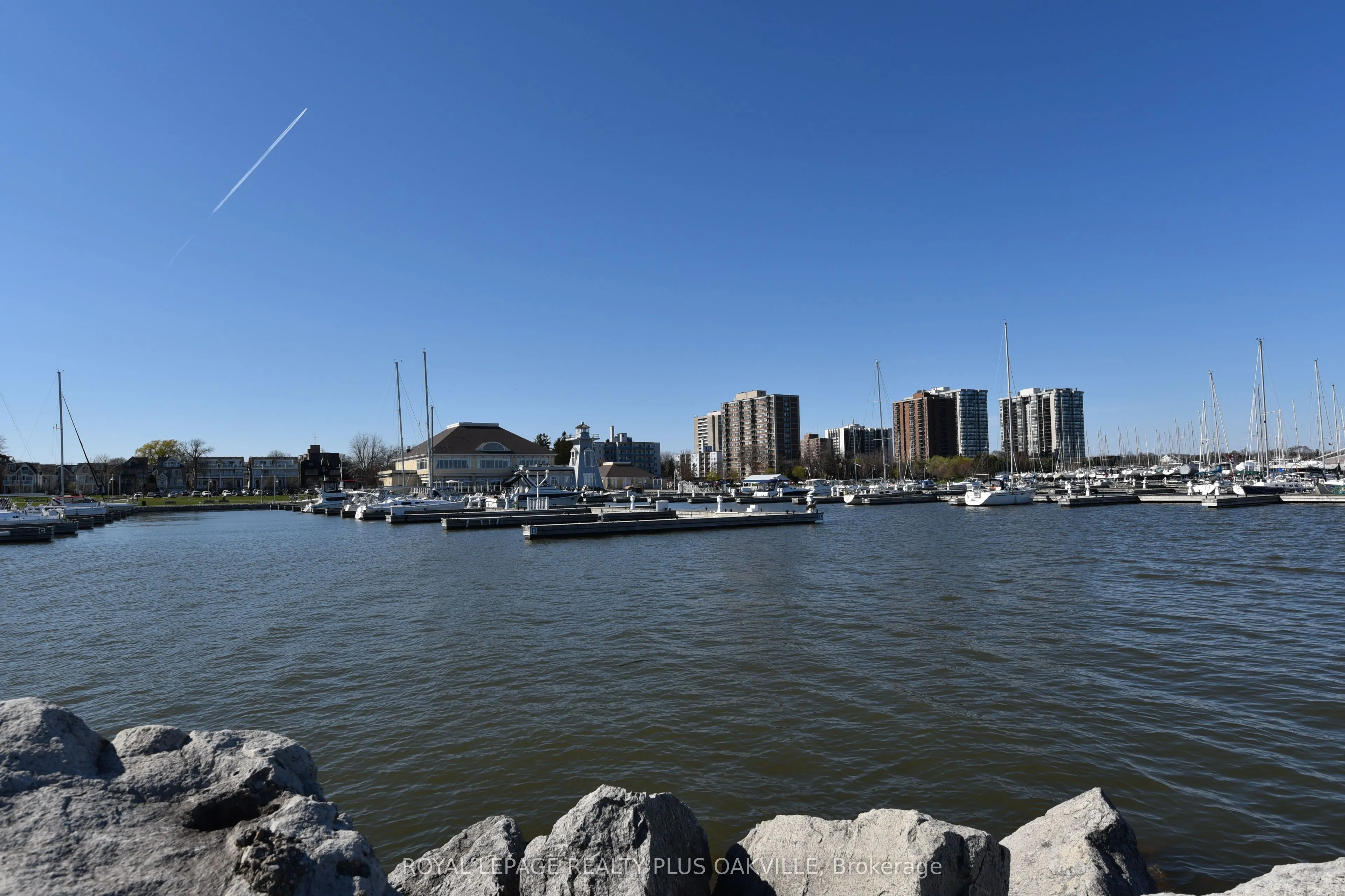 2175 Marine Drive #102