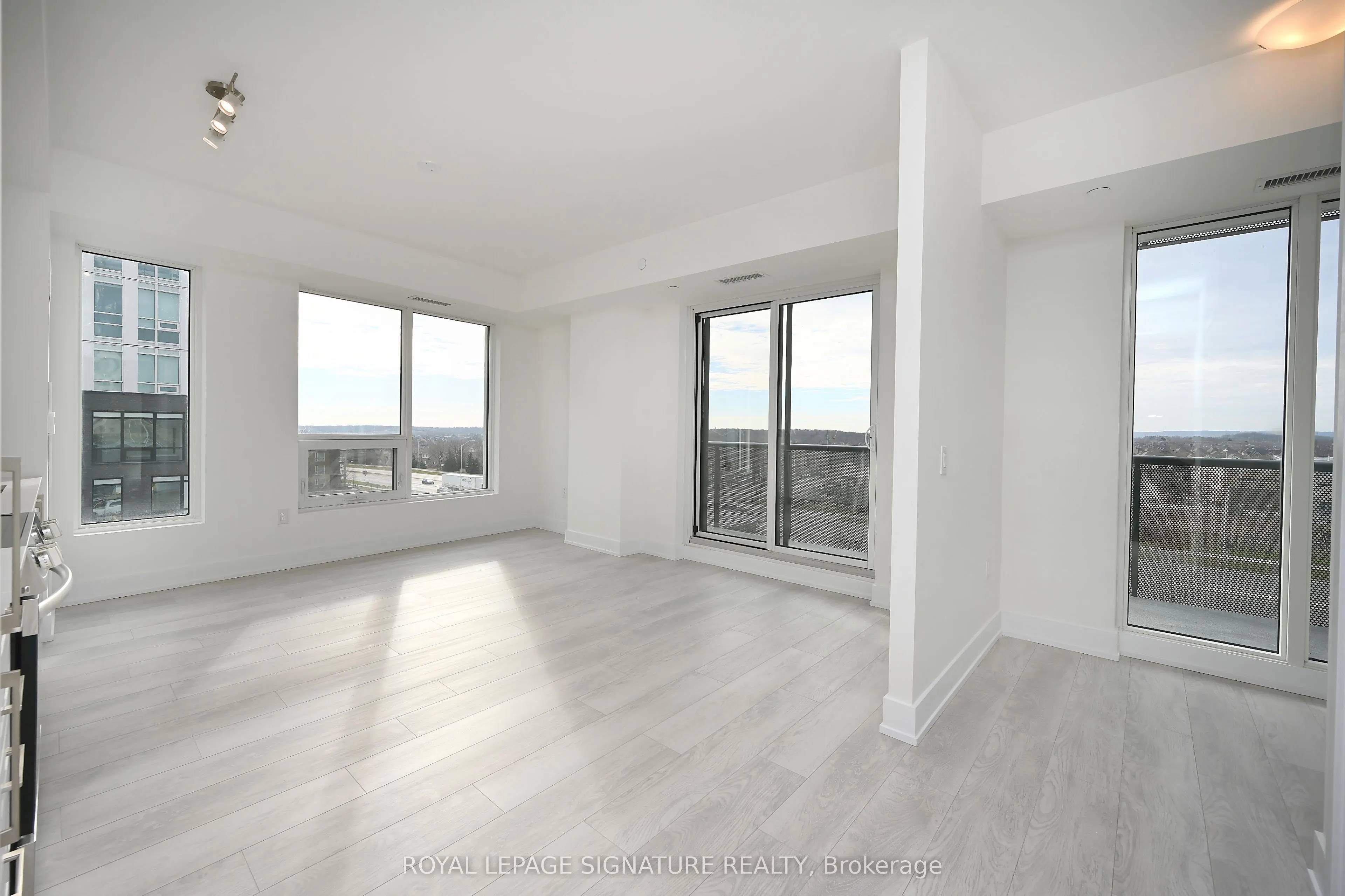 2450 Old Bronte Road #333