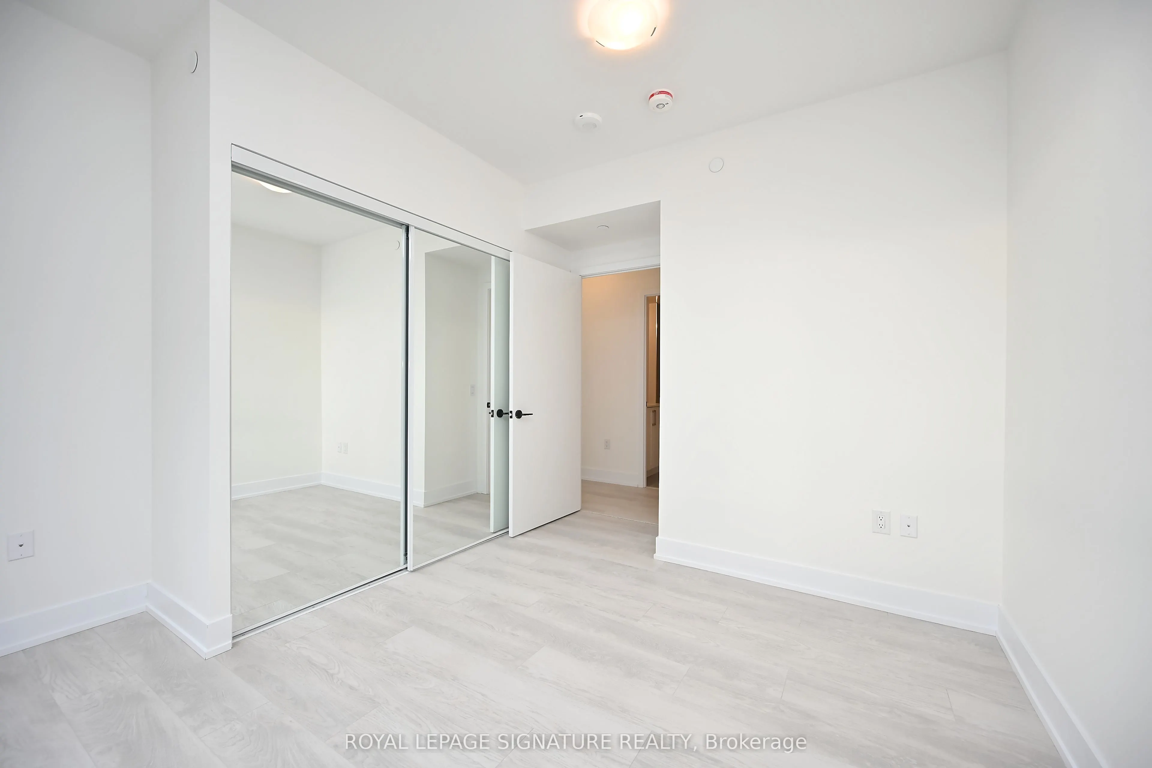 2450 Old Bronte Road #333