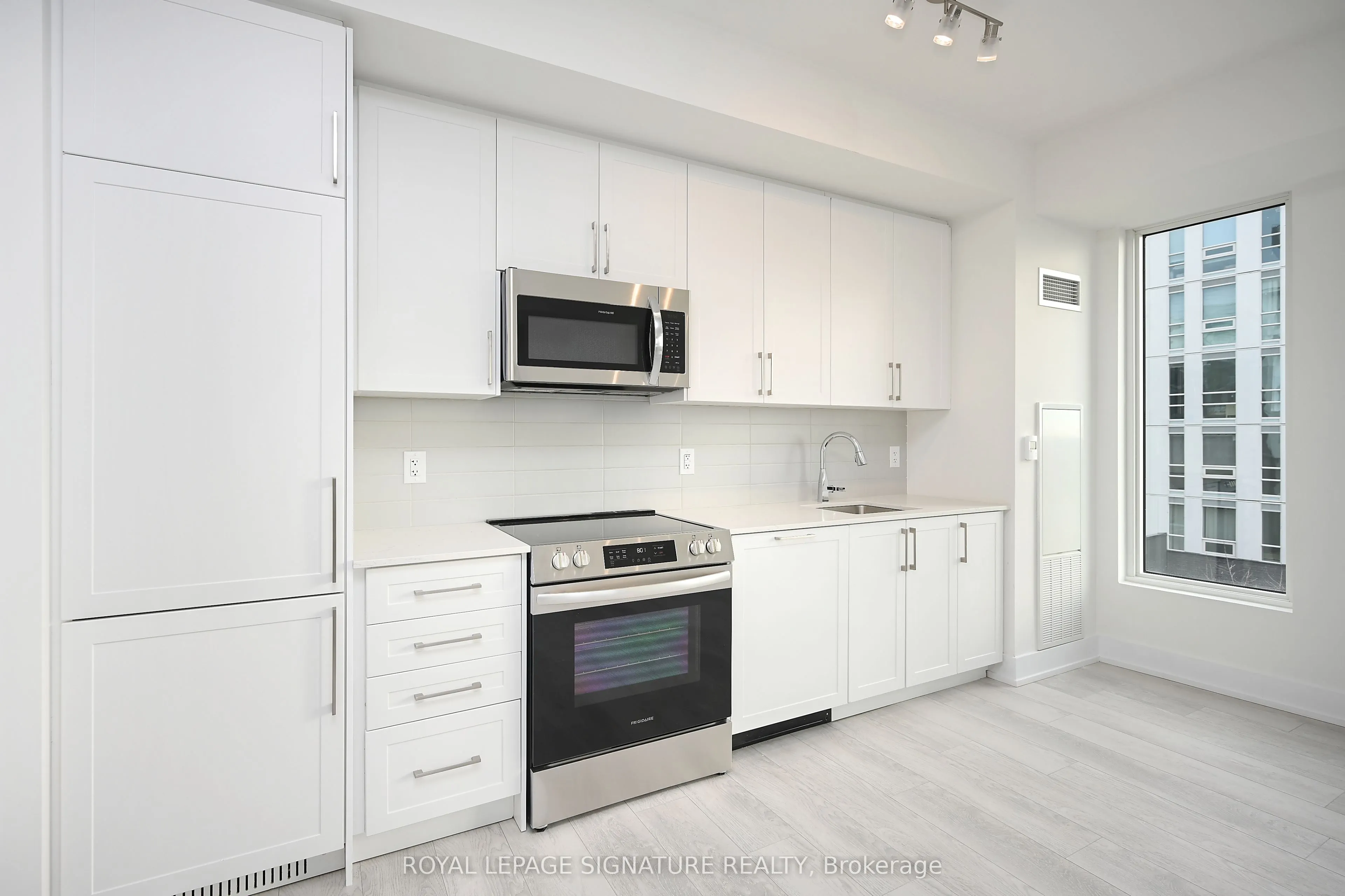 2450 Old Bronte Road #333