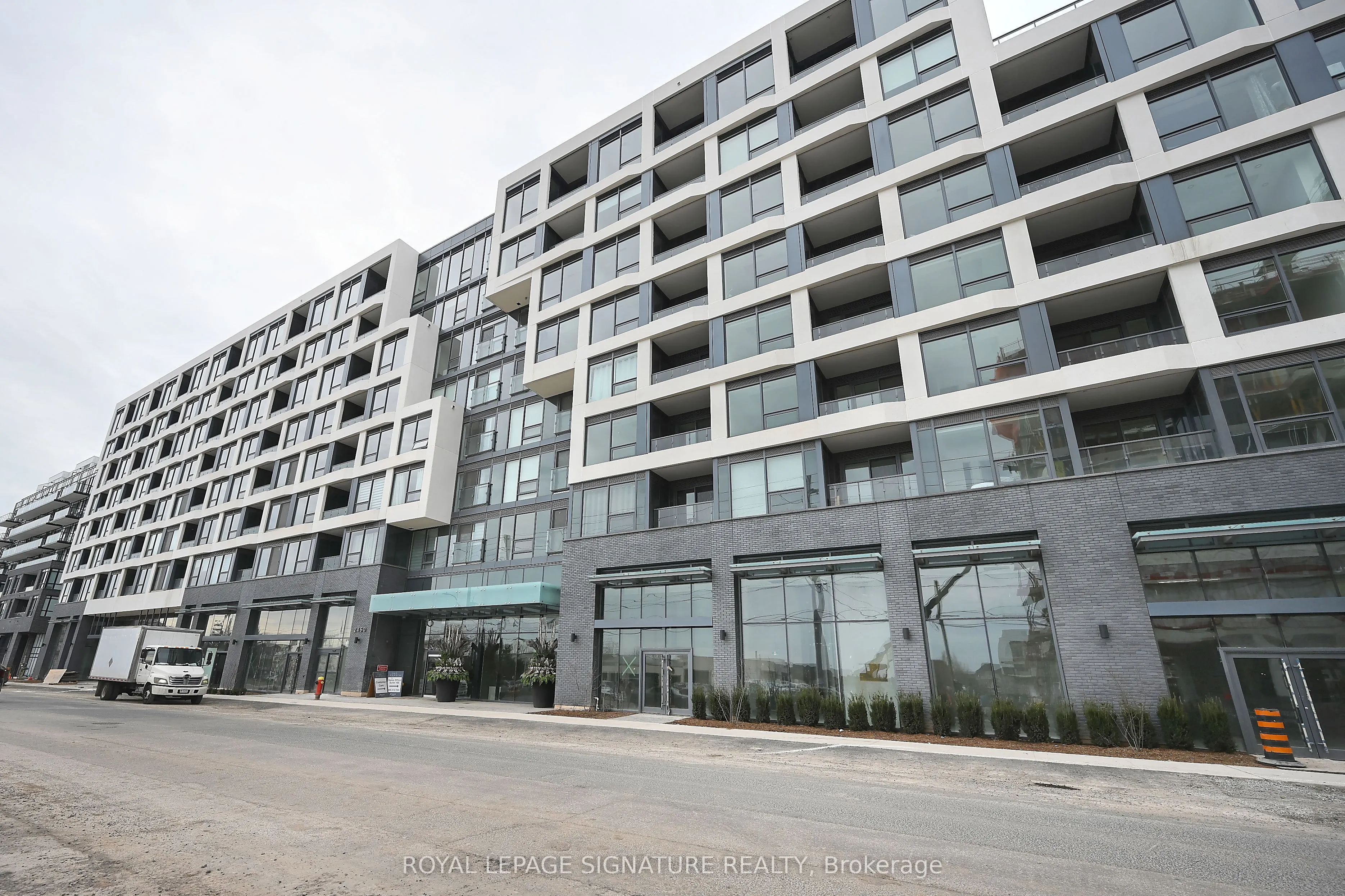 2450 Old Bronte Road #333