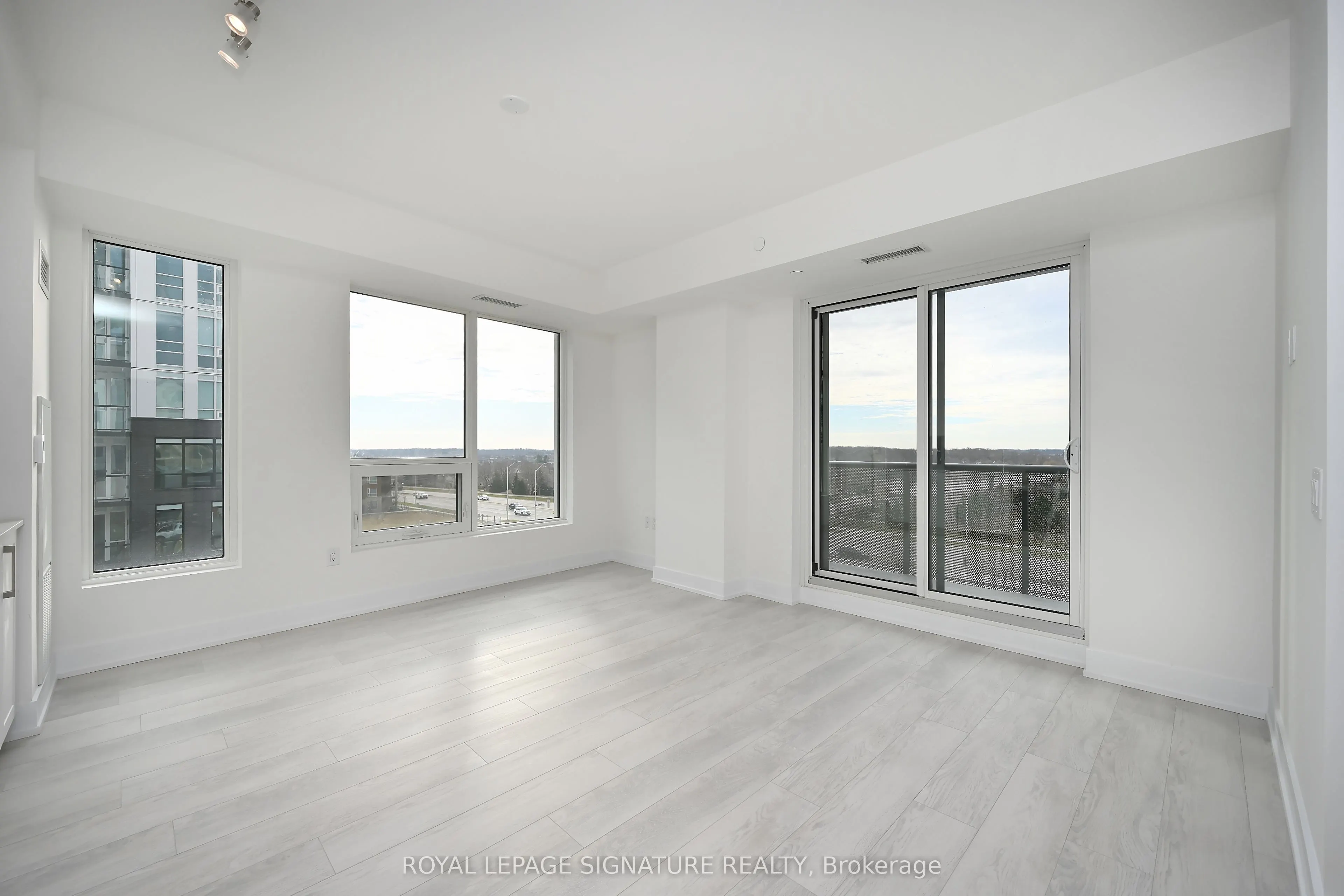 2450 Old Bronte Road #333