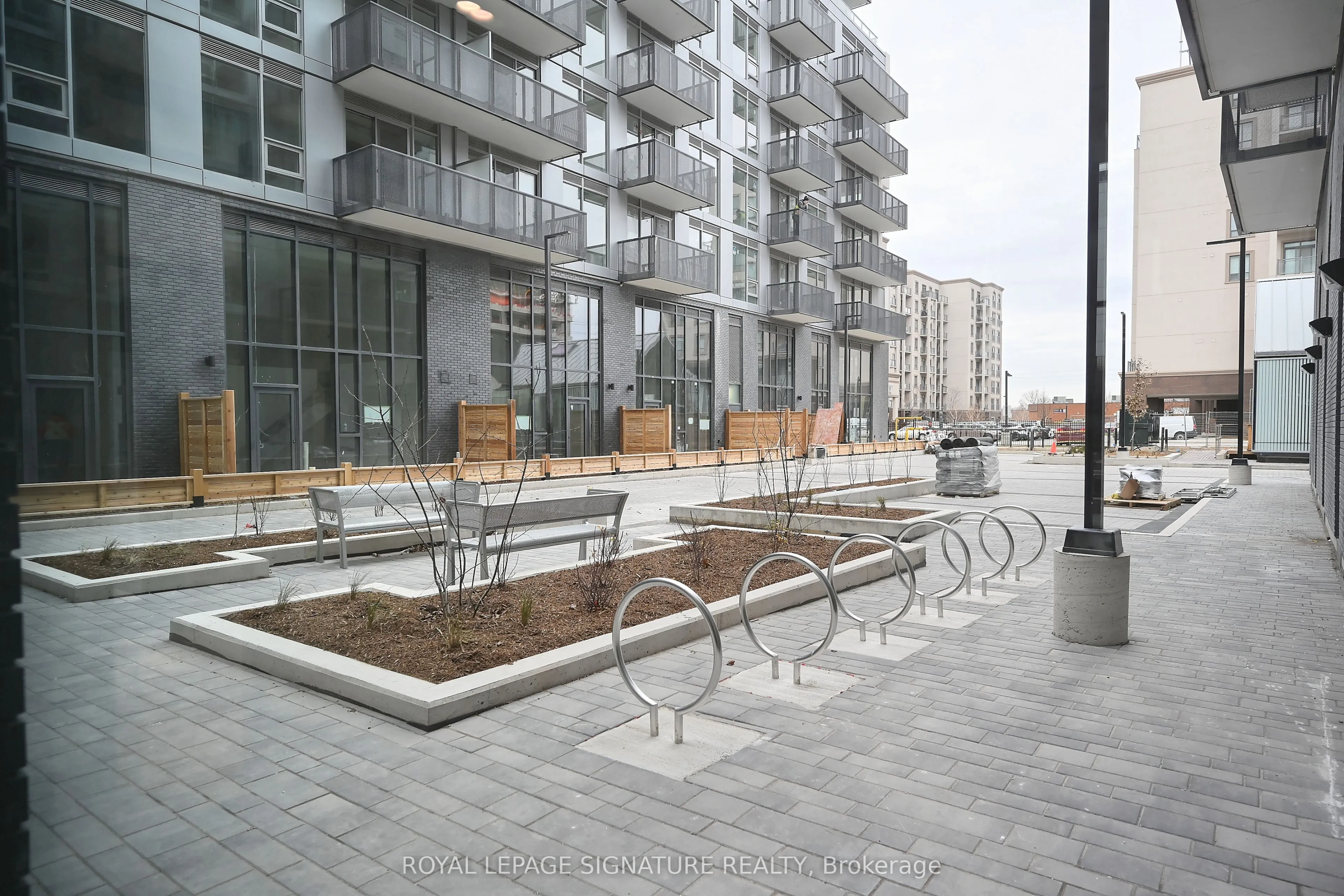 2450 Old Bronte Road #333